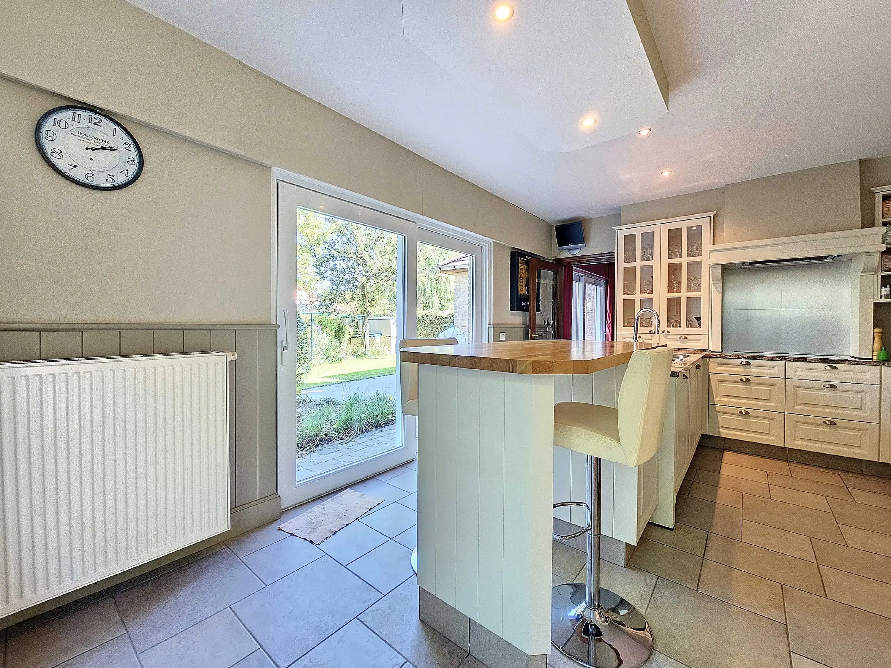 Uitzonderlijke villa nabij de Oude Veurnevaart foto 8