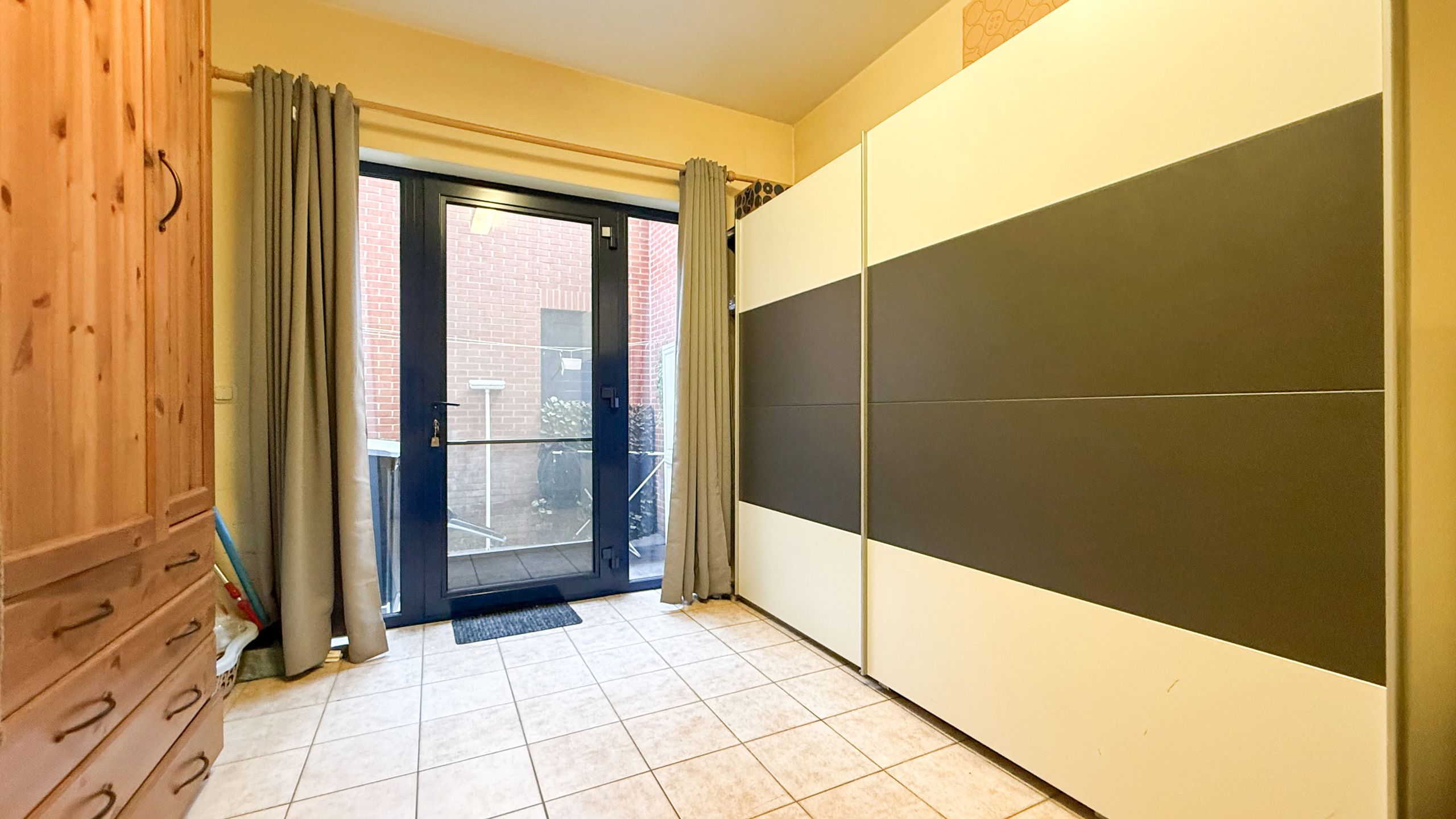 Centraal gelegen appartement met garage! foto 11
