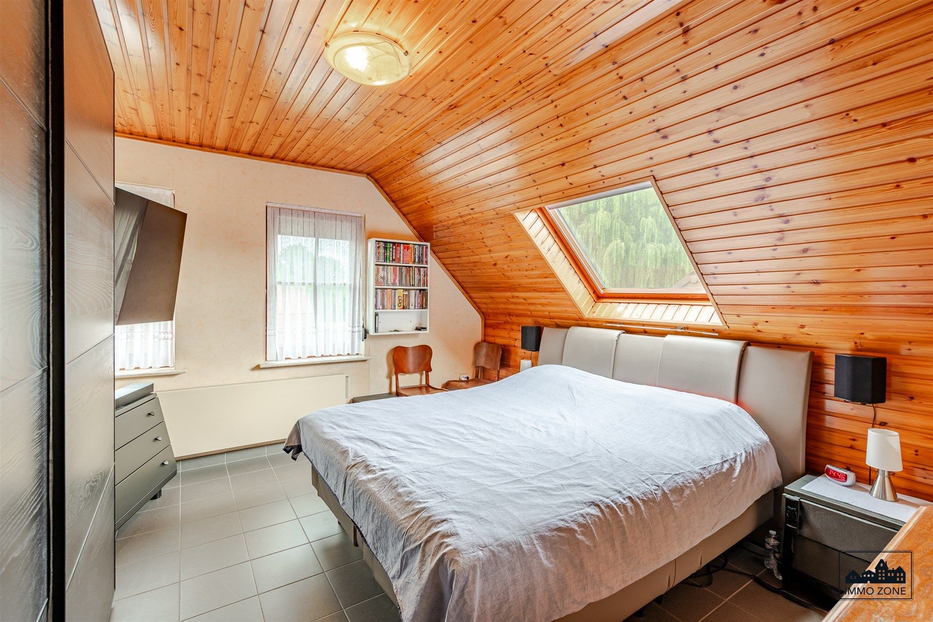 Huis, chalet en ruim magazijn van 375 m2 op toplocatie  foto 13