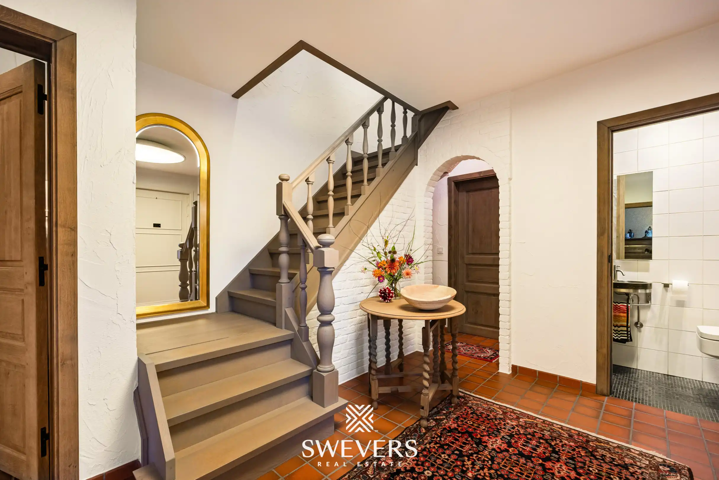 Sfeervolle open bebouwing met royale tuin en veel privacy foto 18