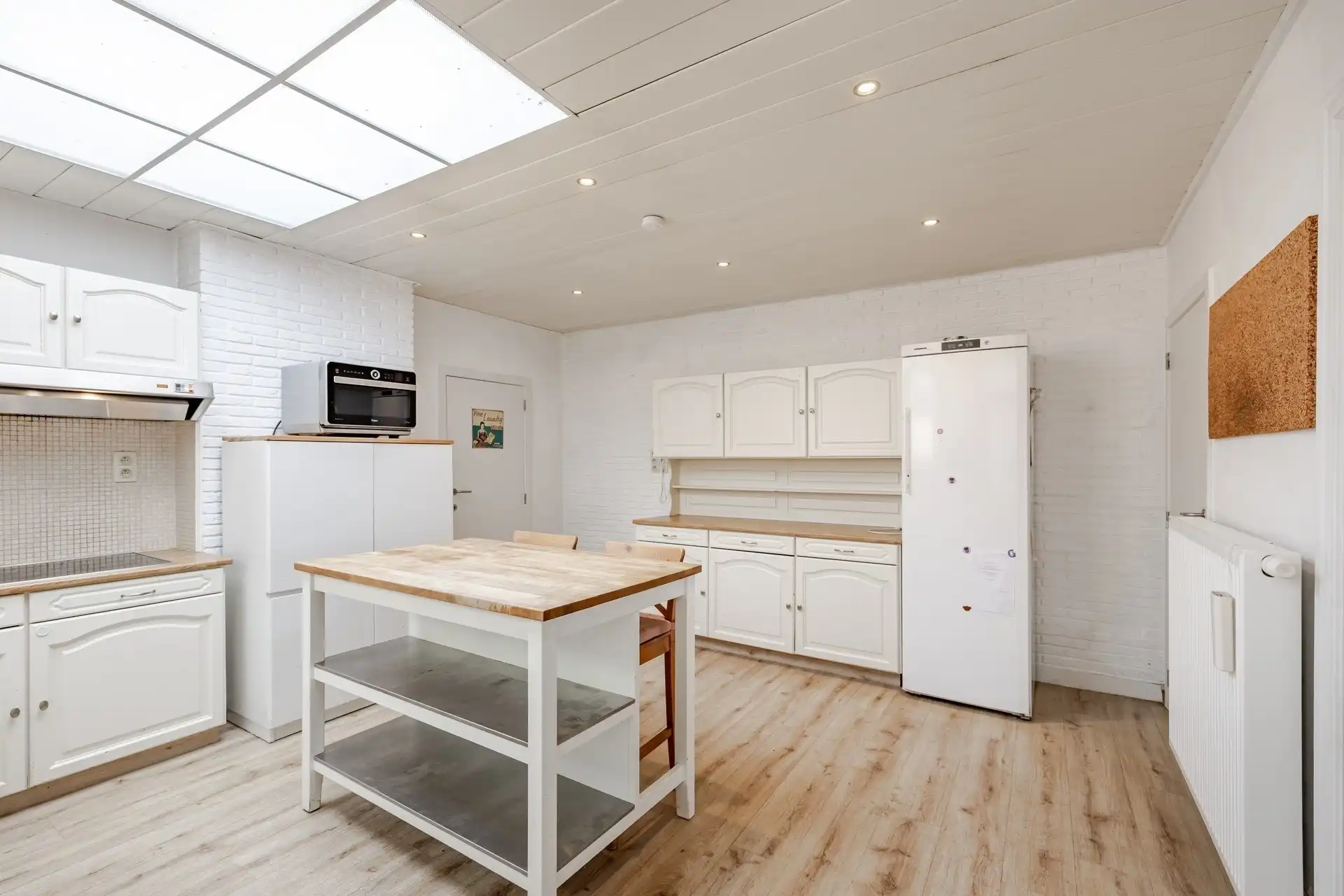 Interessante woning met prachtige tuin in Wichelen. foto 14