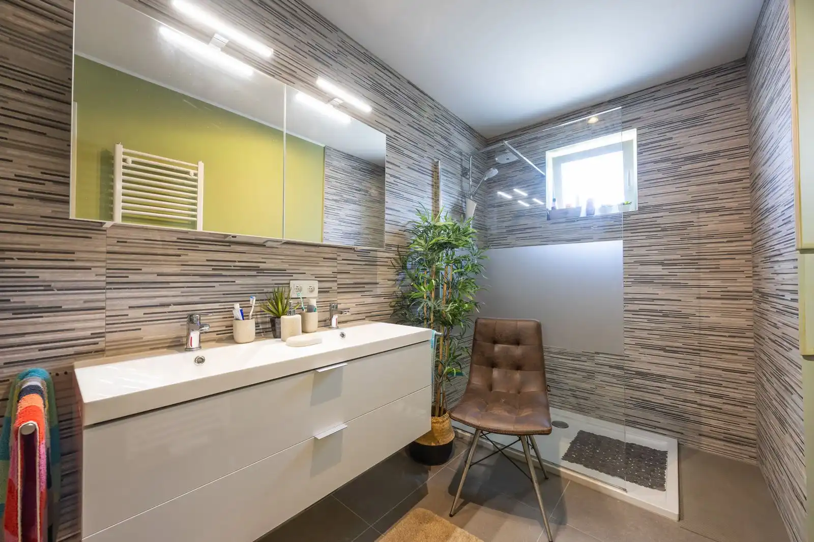 "Stijlvol appartement te koop in Oostende - moderne luxe met 2 slaapkamers en een ruime woonkamer" foto 13