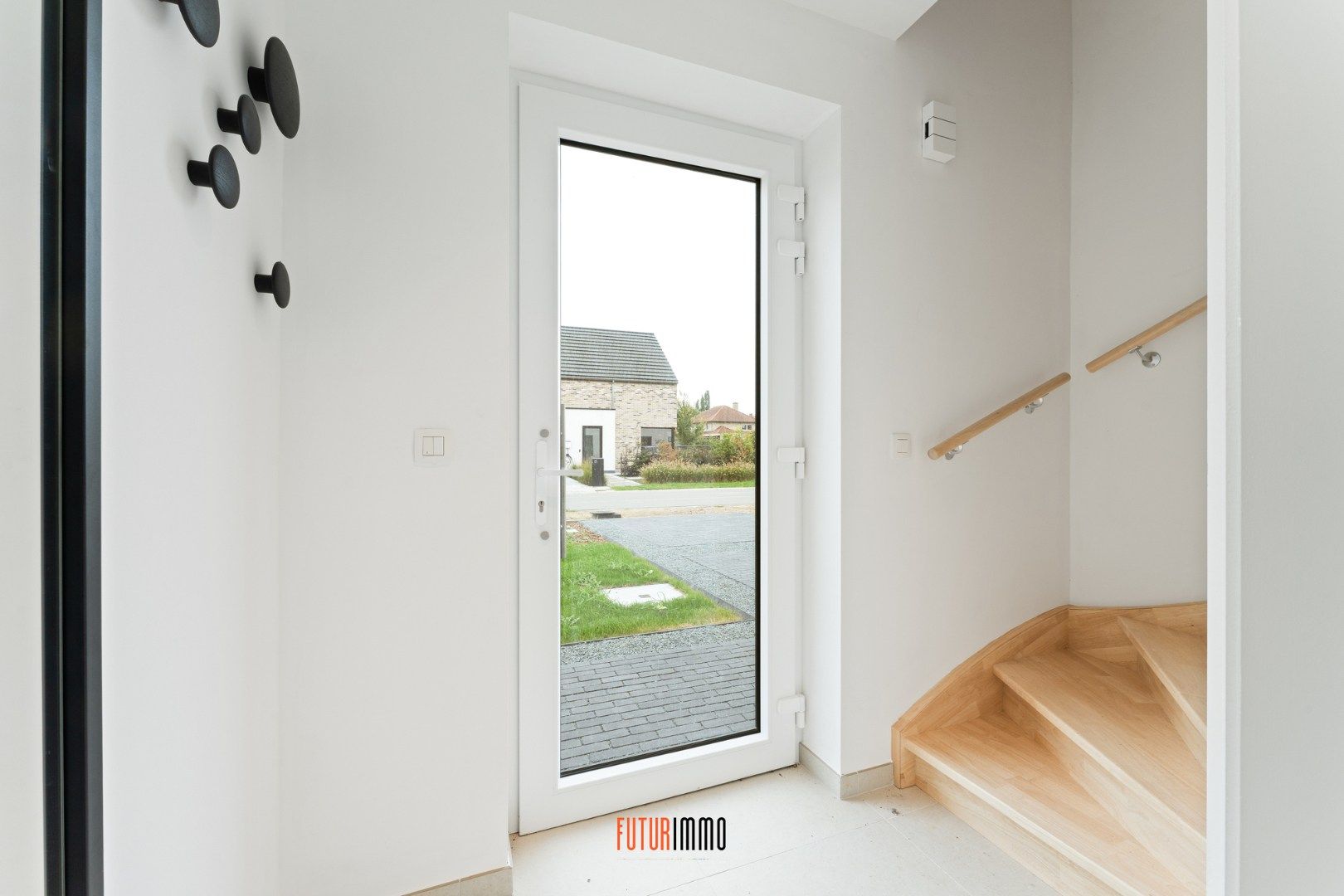 Nieuwbouwwoning met garage foto 13