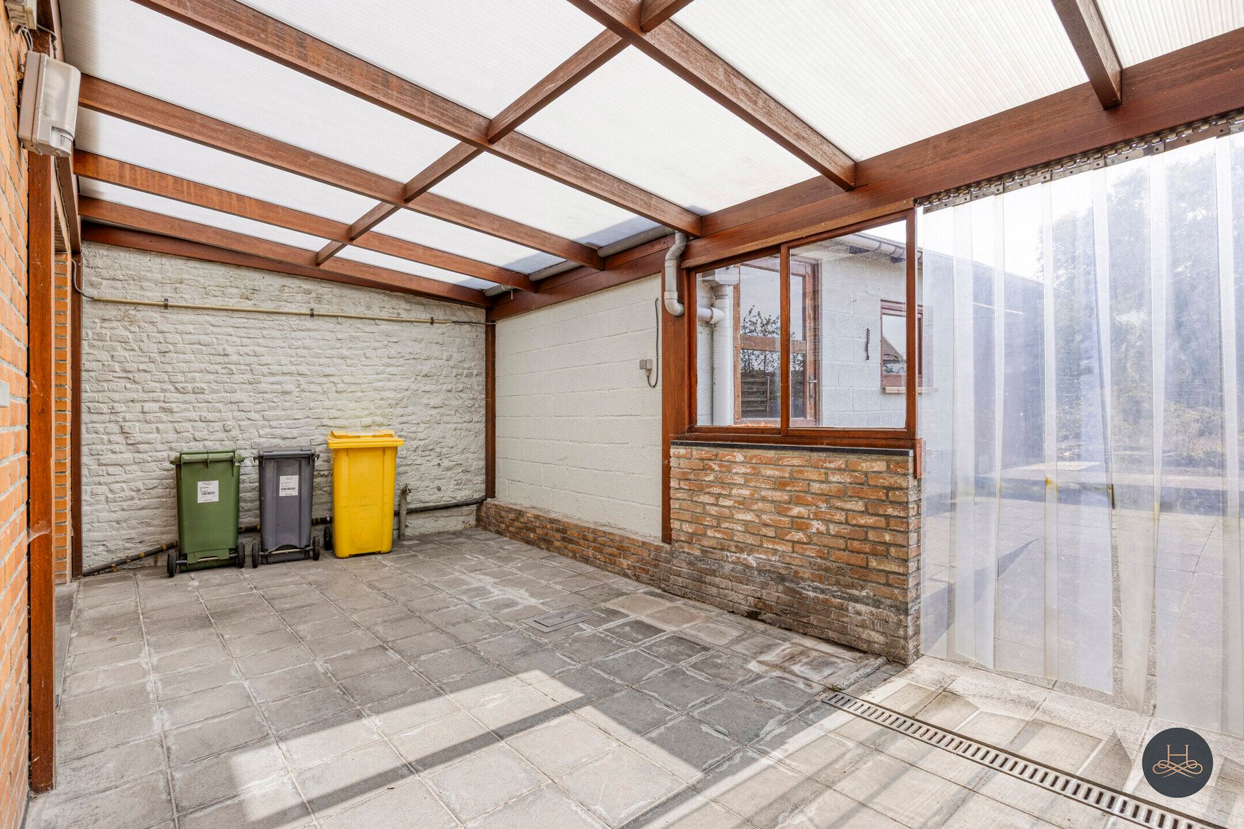 Centraal gelegen woning met grote tuin foto 18