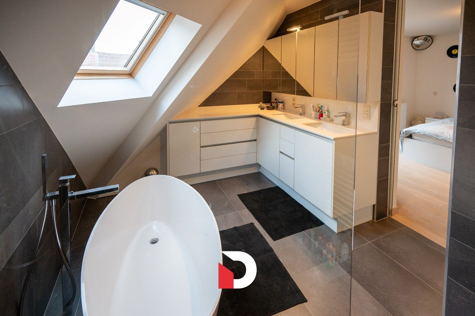 Instapklaar en luxueus appartement (+/- 180 m²) op een topligging in centrum Brugge foto 16