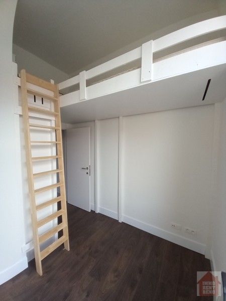 VOLLEDIG GERENOVEERDE WONING MET 3 TOT 4 SLAAPKAMERS, 2 BADKAMERS EN TERRAS IN LEUVEN CENTRUM foto 16