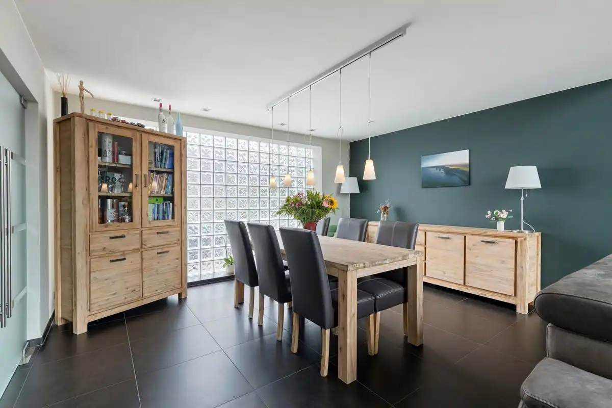 Huis met 3 slaapkamers en zwembad in Waarschoot foto 6