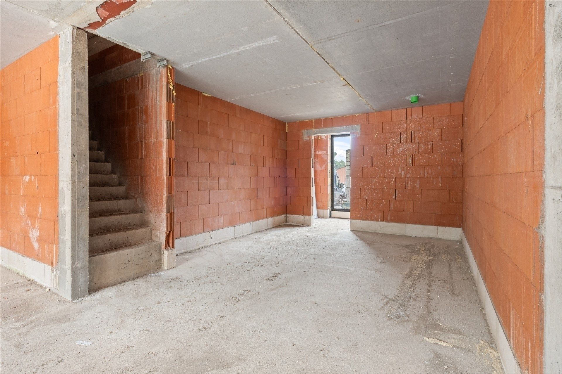 Ruime woning met 3 a 5 slaapkamers foto 7
