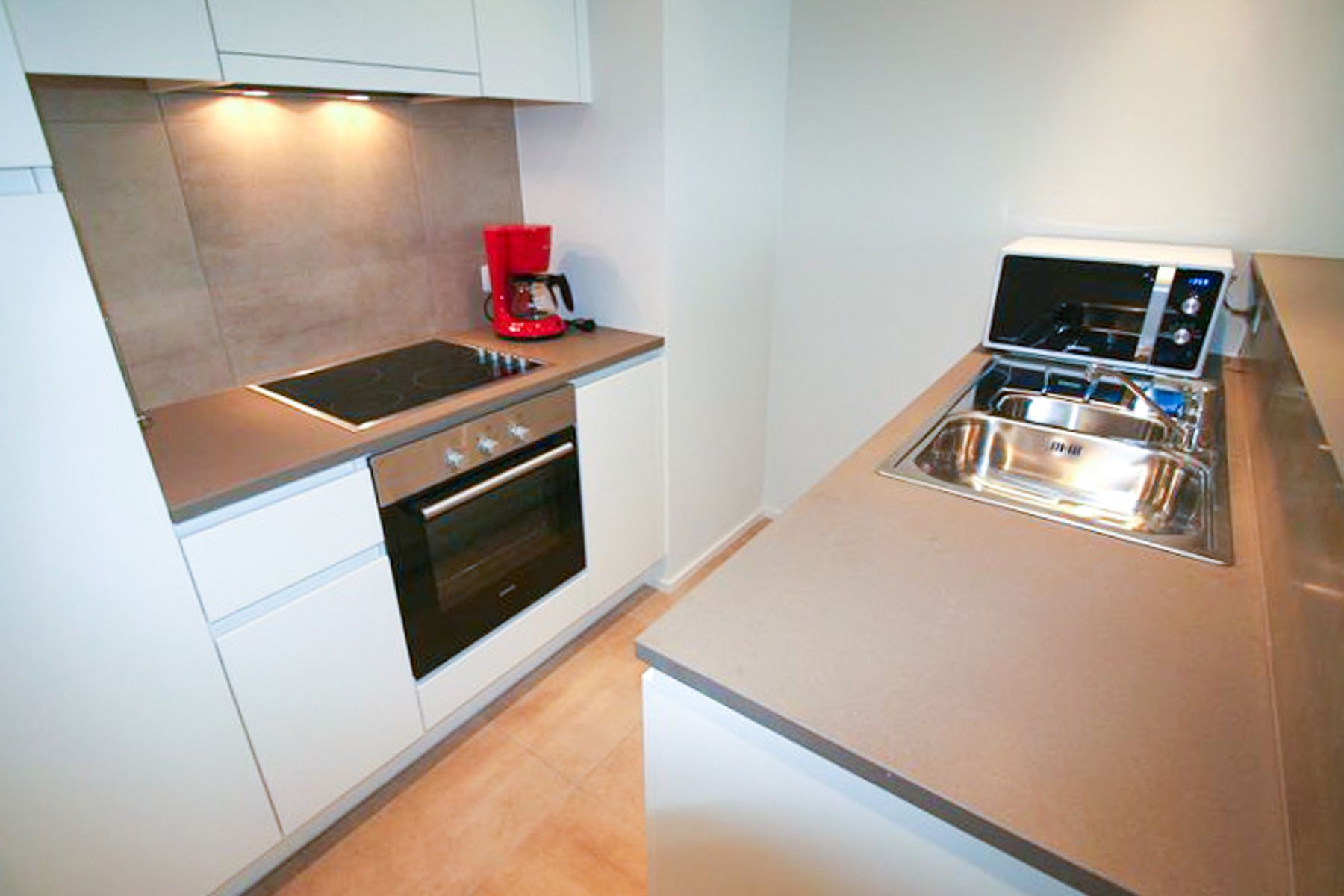 Prachtig Gem. app.- 1 Kamer (NAVO area) foto 5