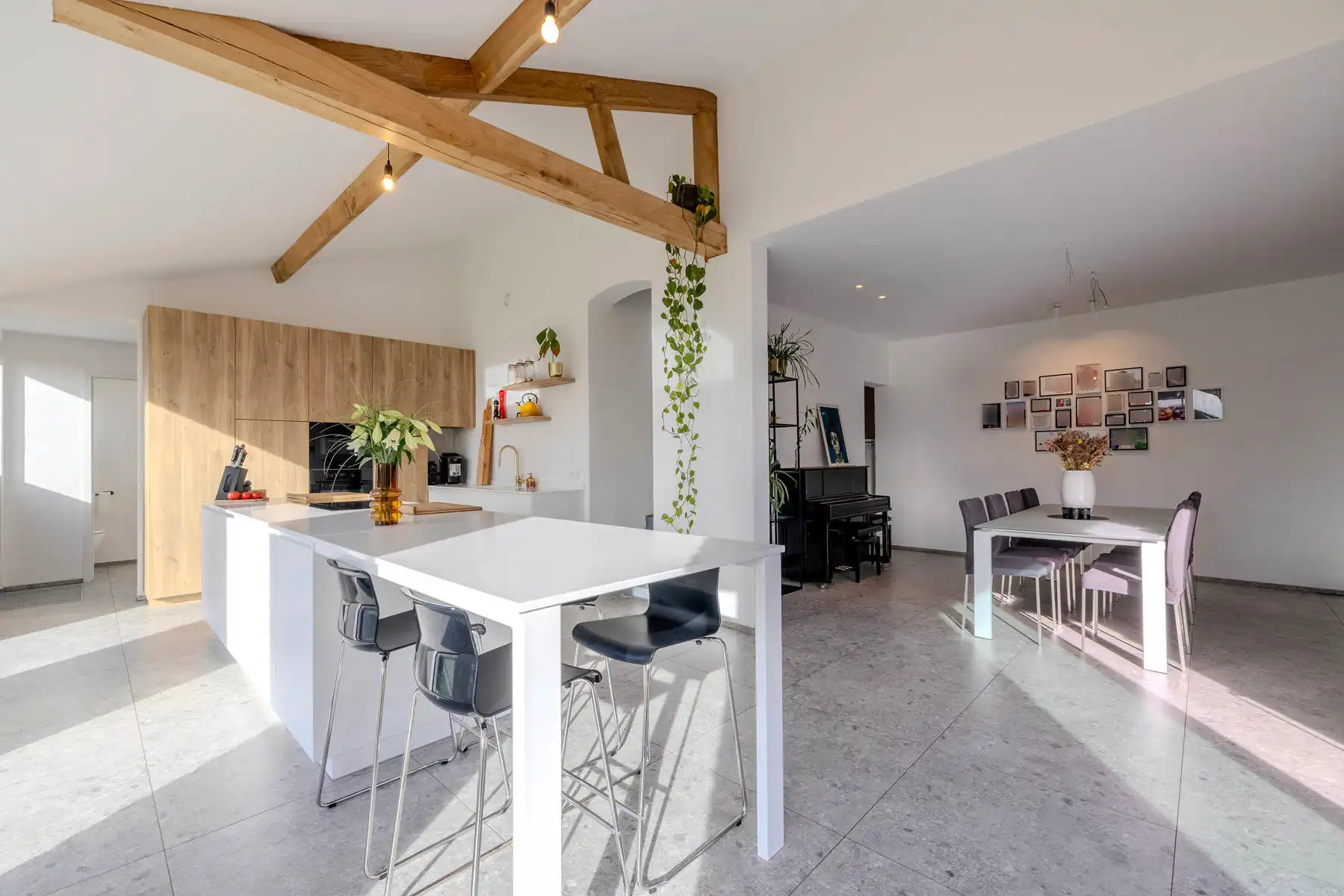 Gerenoveerde hoeve met 3slpk, 2bdk en tal van mogelijkheden foto 10