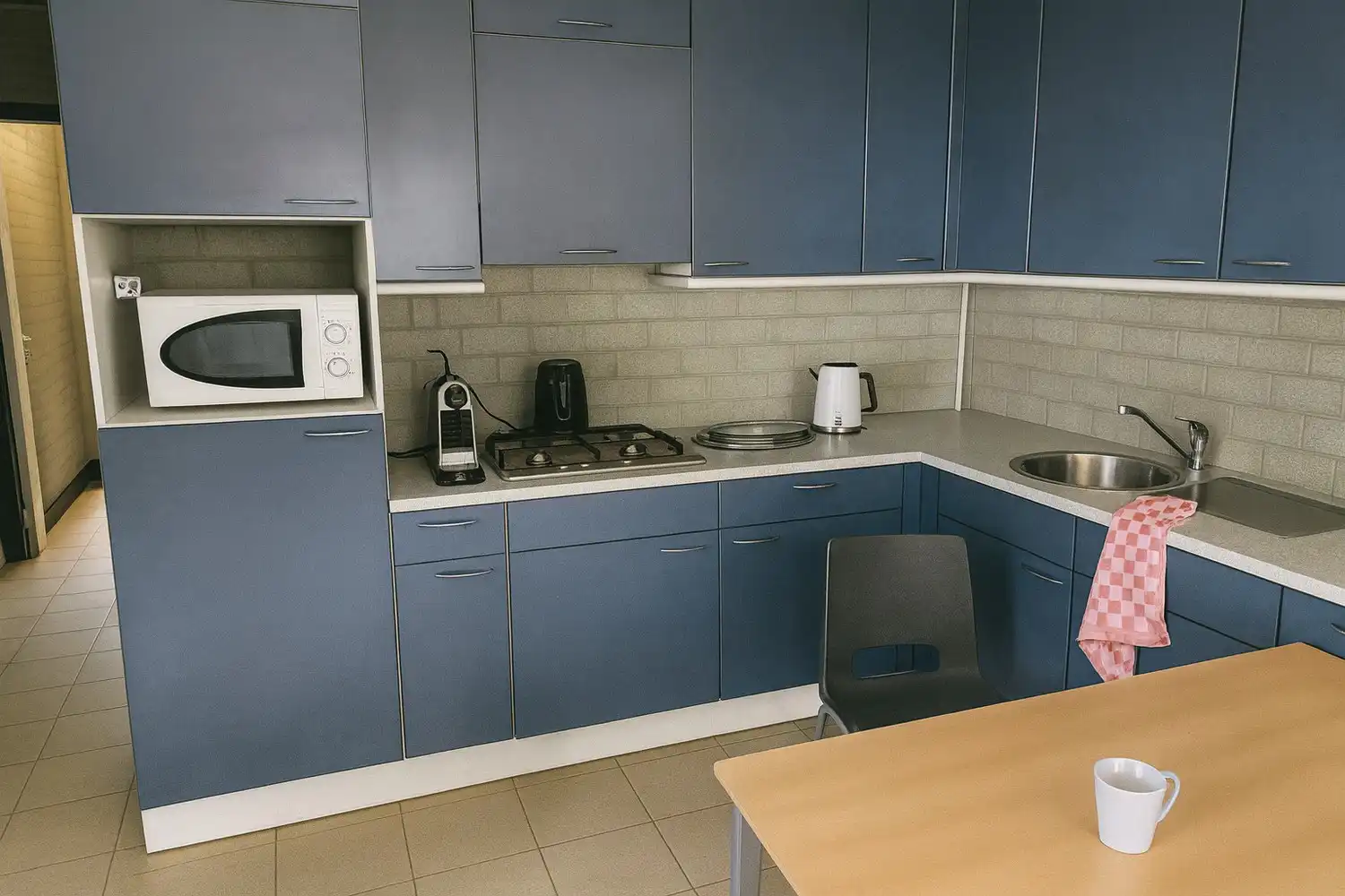 Industriehal met conciërgewoning op ca. 50 are – Bree foto 25