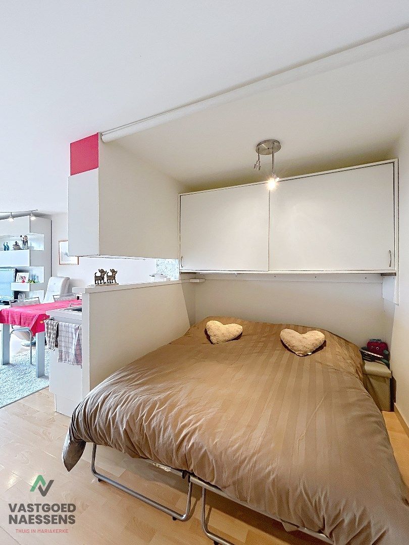 INSTAPKLARE STUDIO MET VEEL LICHTINVAL EN ZICHT OP ZEE foto 8