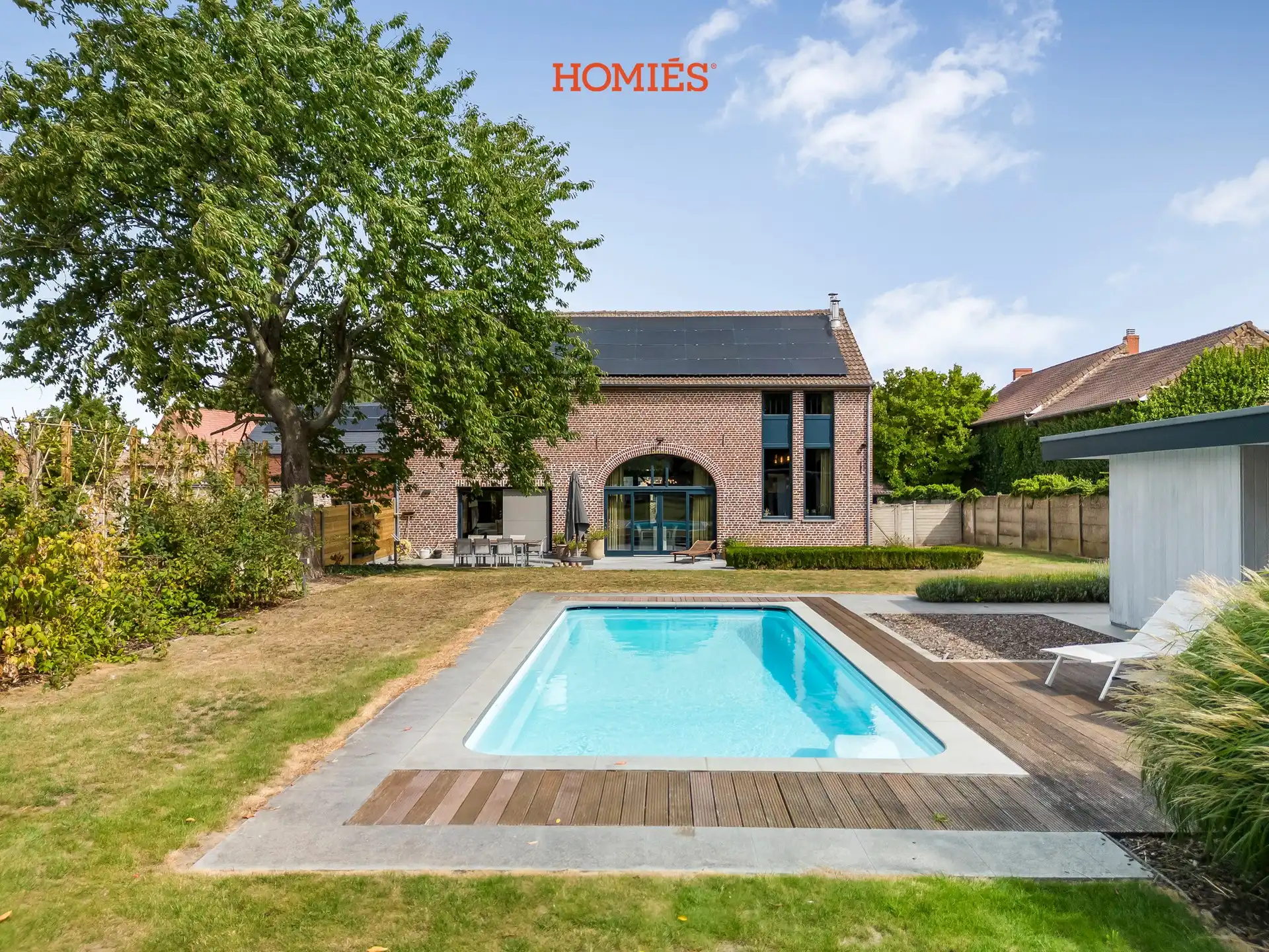 Karaktervolle hoeve met grote tuin en zwembad foto 3