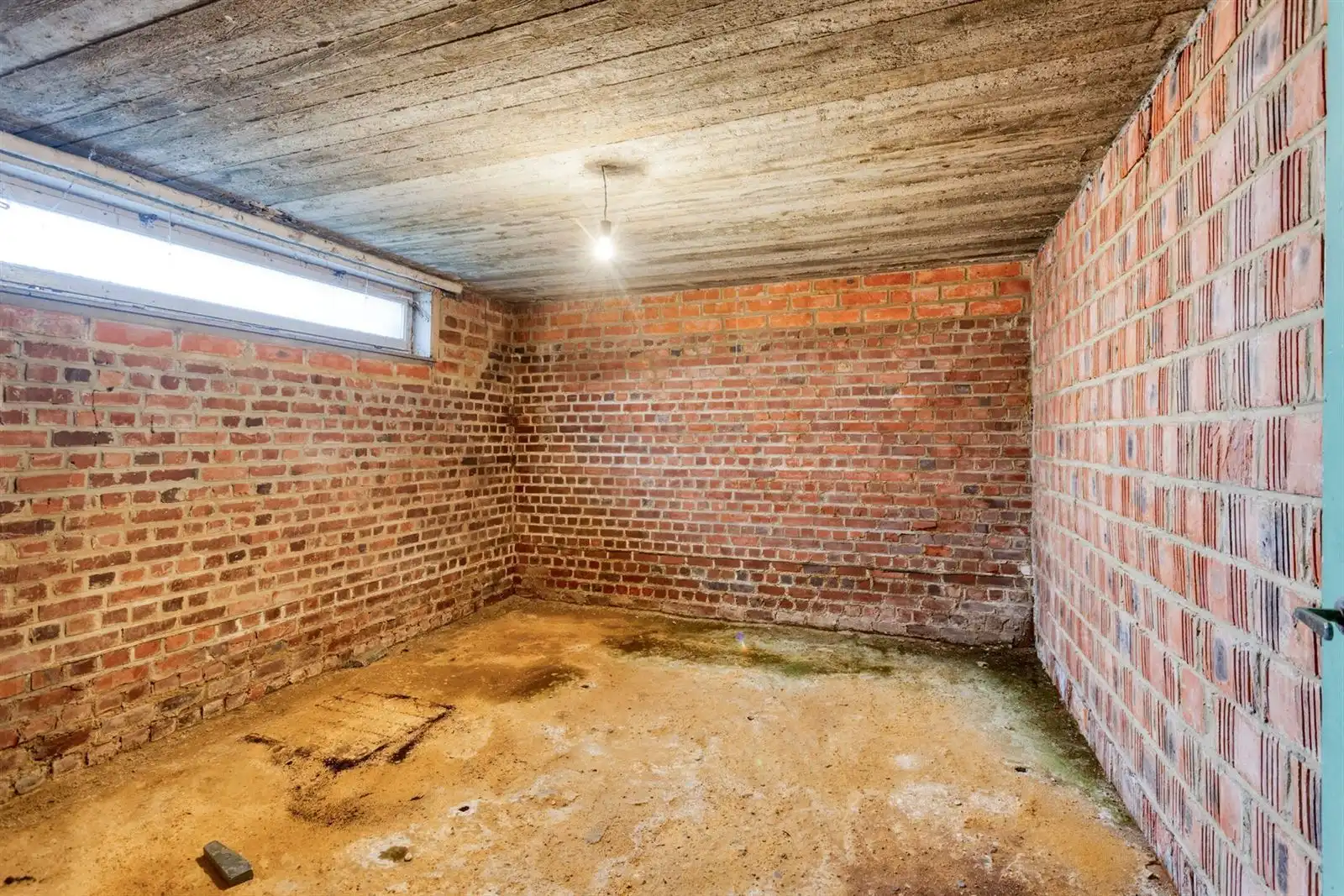 Viergevel te koop in Meerbeke foto 29