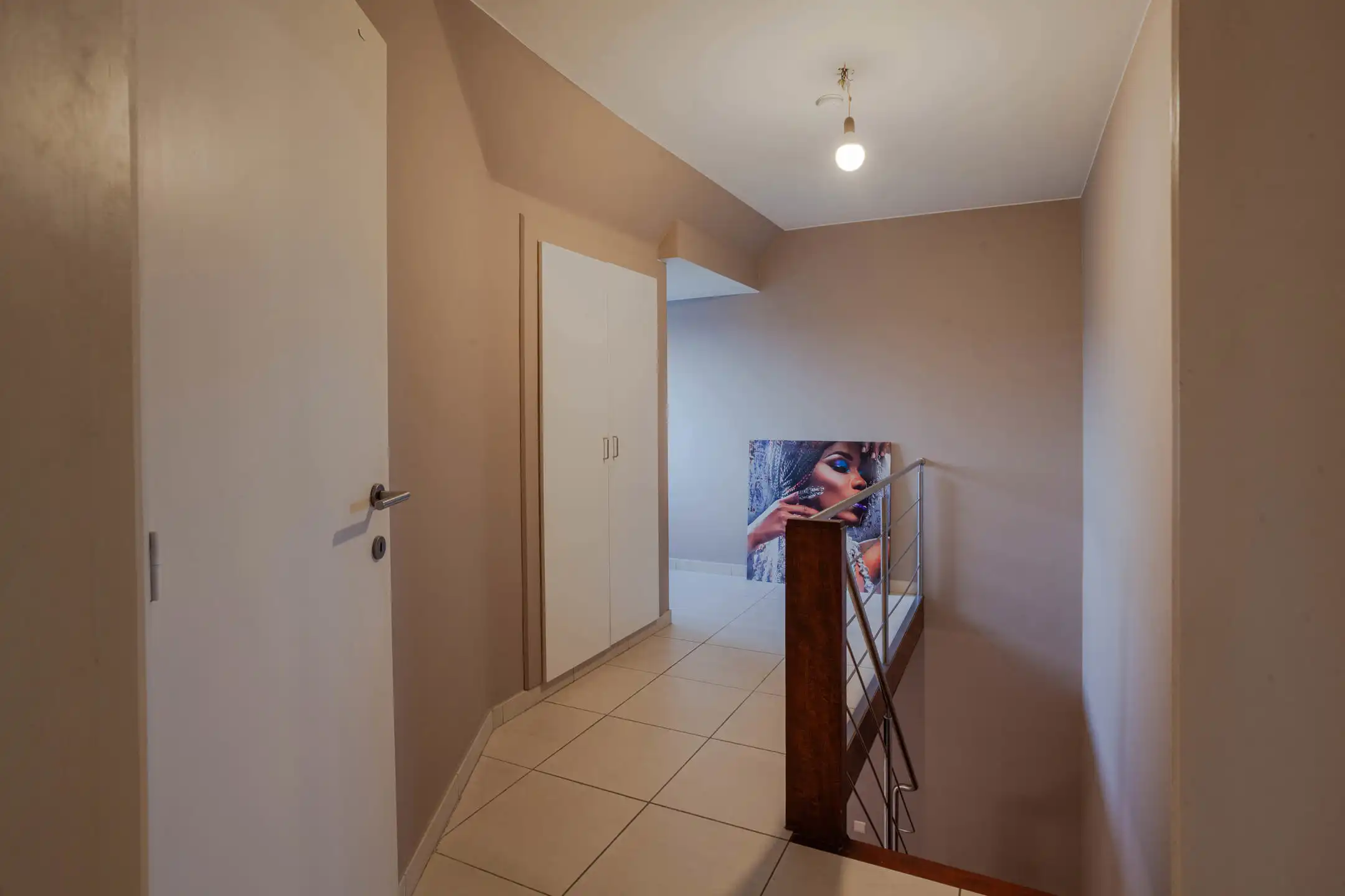 Opbrengsteigendom met handelsruimte en 2 grote appartementen foto 13