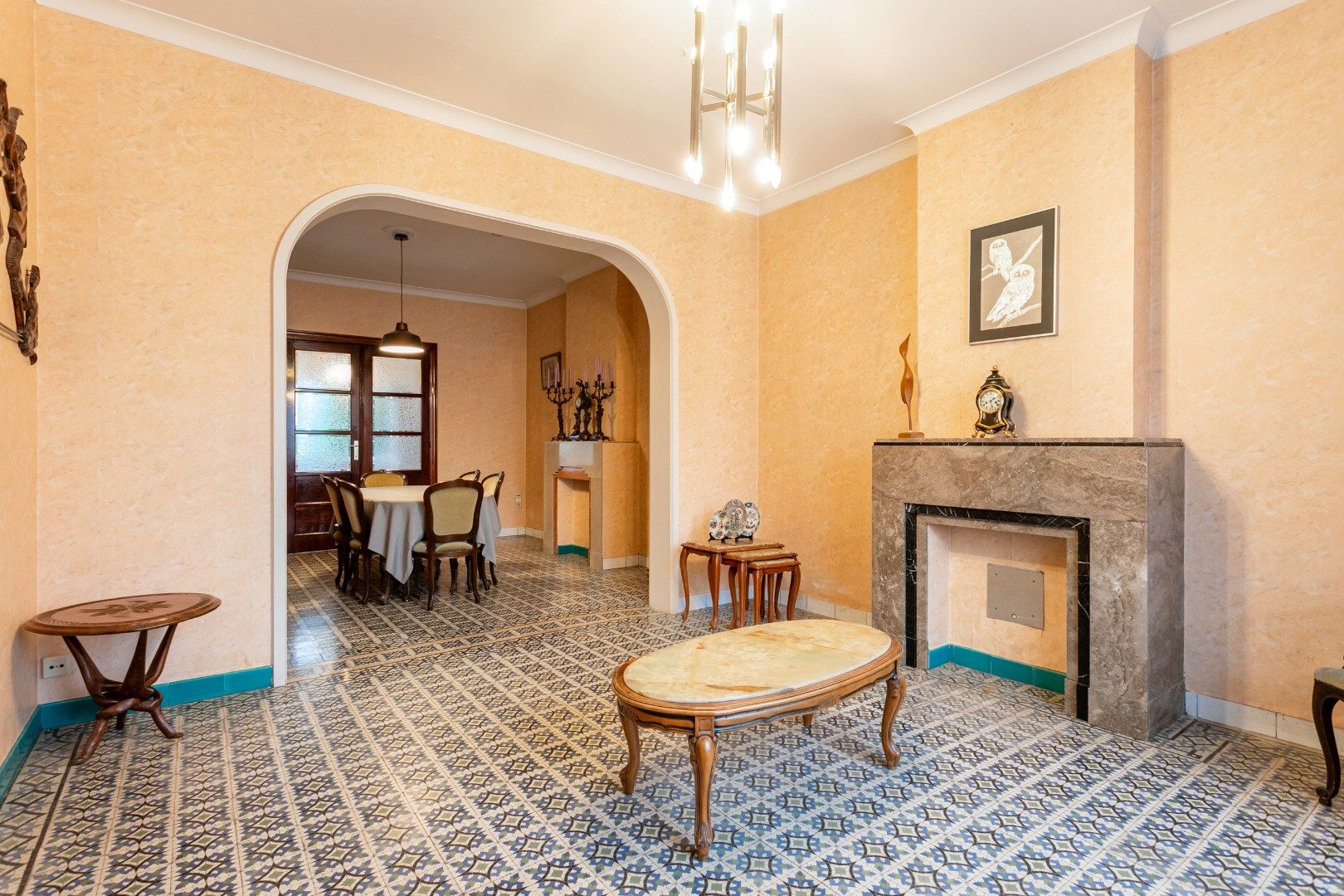 Karaktervolle woonst met 5 slaapkamers, ruim perceel en mogelijkheden voor vrij beroep foto 2