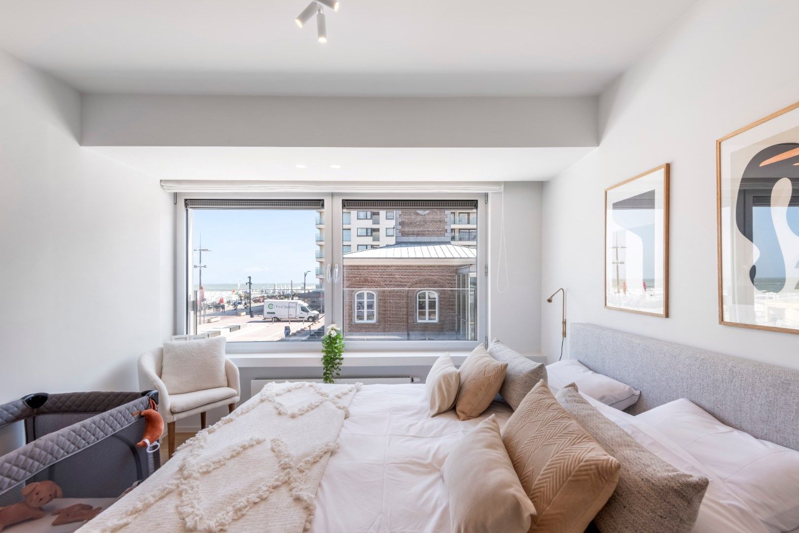 Luxueus hoekappartement met adembenemend frontaal zeezicht (12,5 meter zeezicht) foto 11