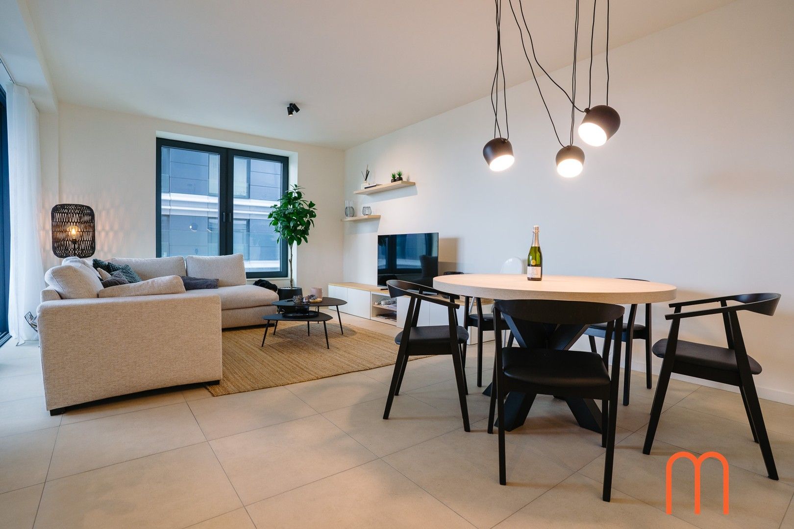 Modern nieuwbouwappartement op de 6de verdieping  van residentie Ensor Tower II. foto {{pictureIndex}}