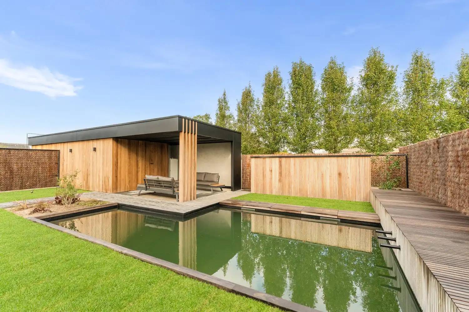 Exclusieve, recente nieuwbouwwoning met 5/6 slpks + tuin! foto 21