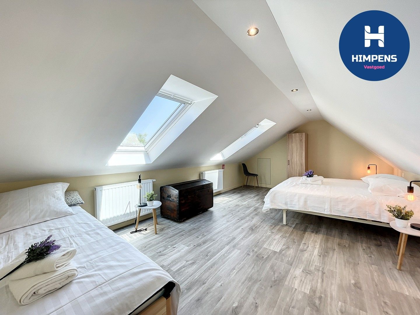 Instapklare woning te koop in het charmante Steenkerke! foto 14