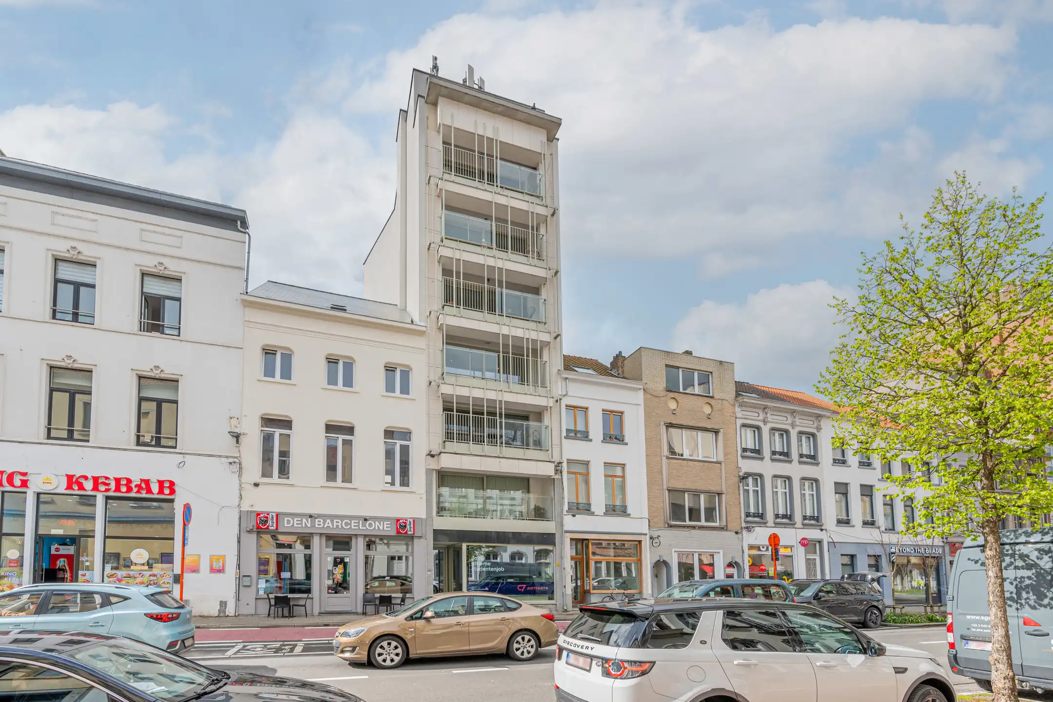 Knappe penthouse met terras en prachtig uitzicht foto 15