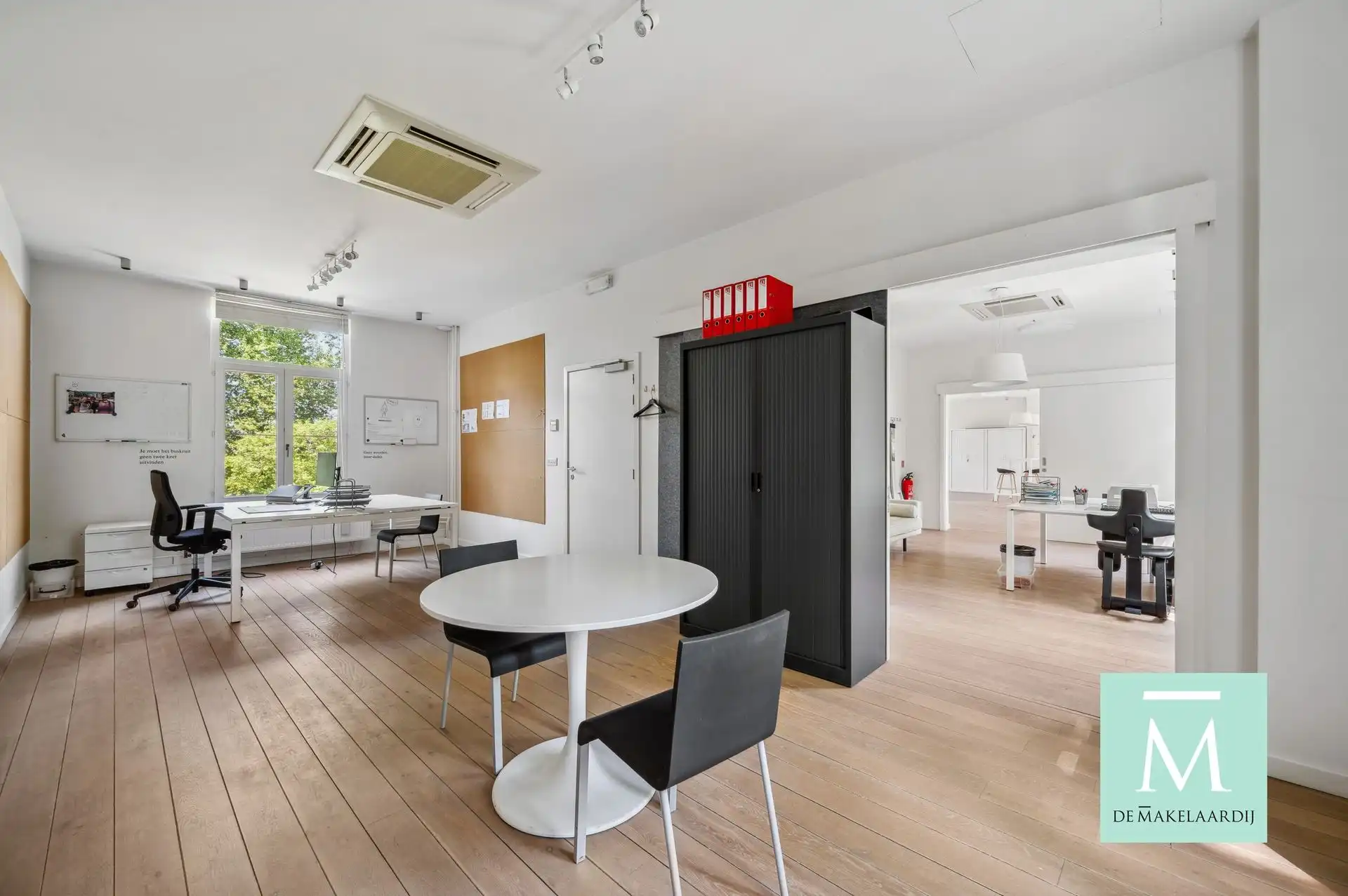 Prachtig kasteel met veel mogelijkheden gelegen op een toplocatie foto 13