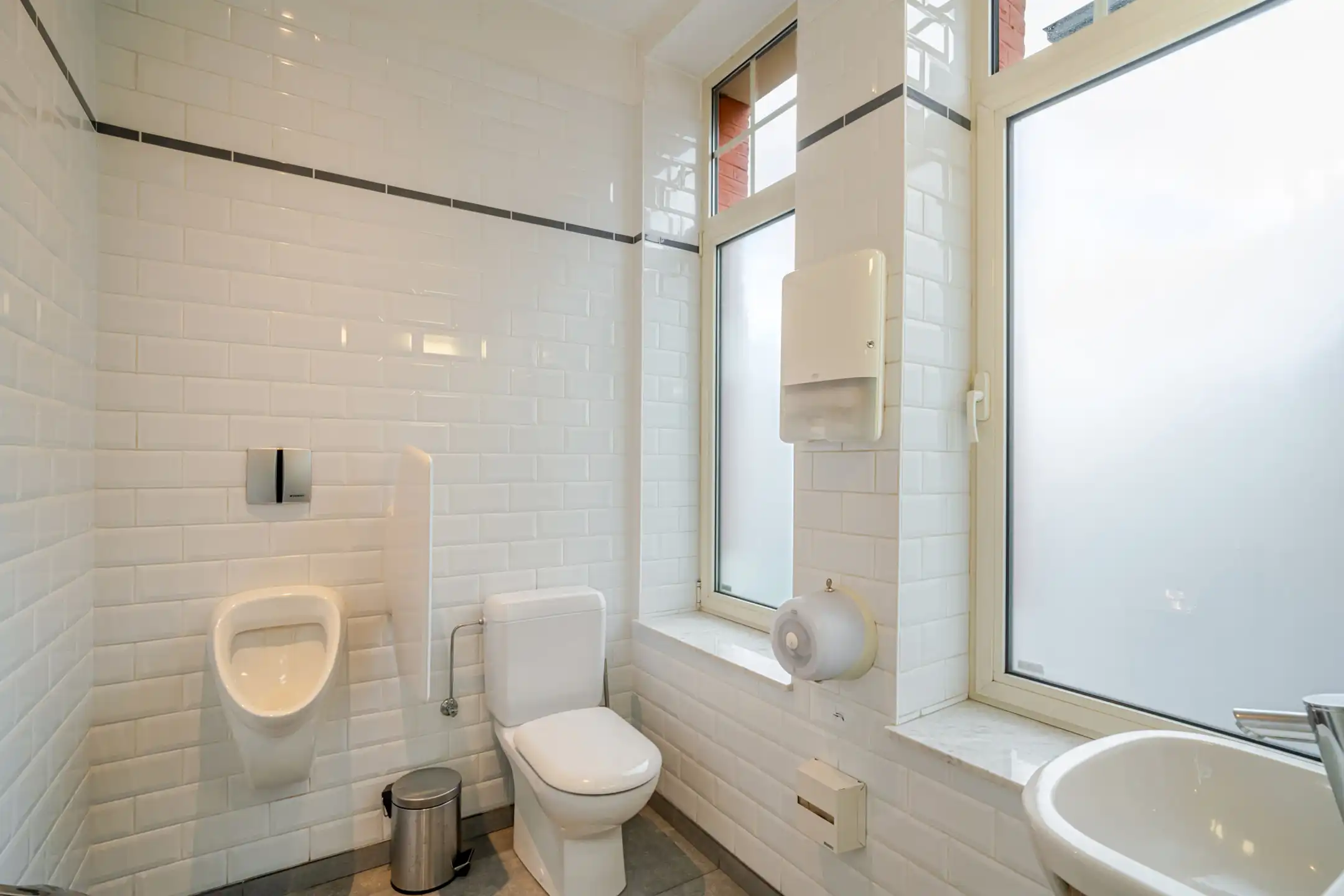 VERKOCHT / SOLD / VENDU foto 18