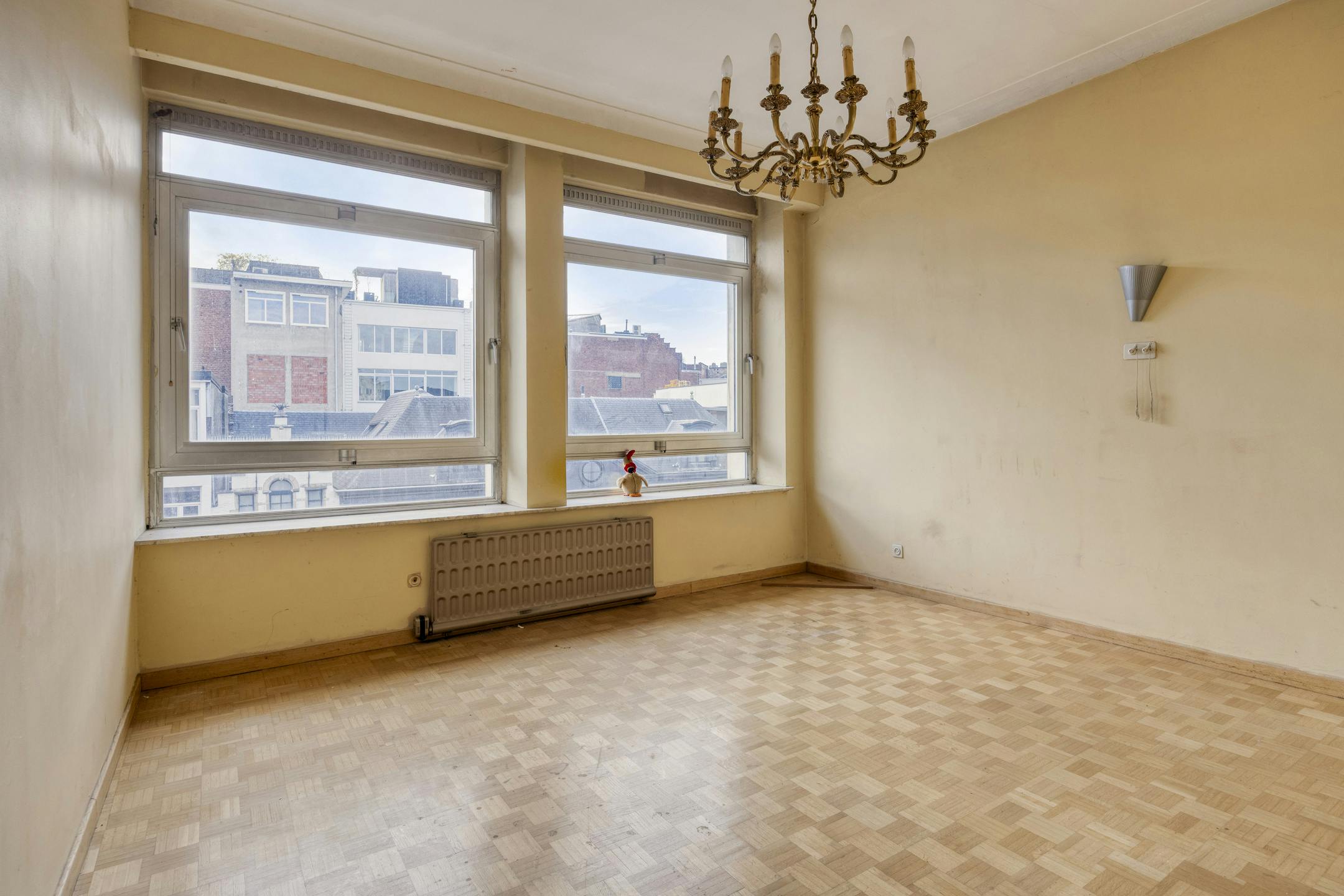 Te renoveren opbrengsteigendom met 3 appartementen en handelspand in Antwerpen foto 24