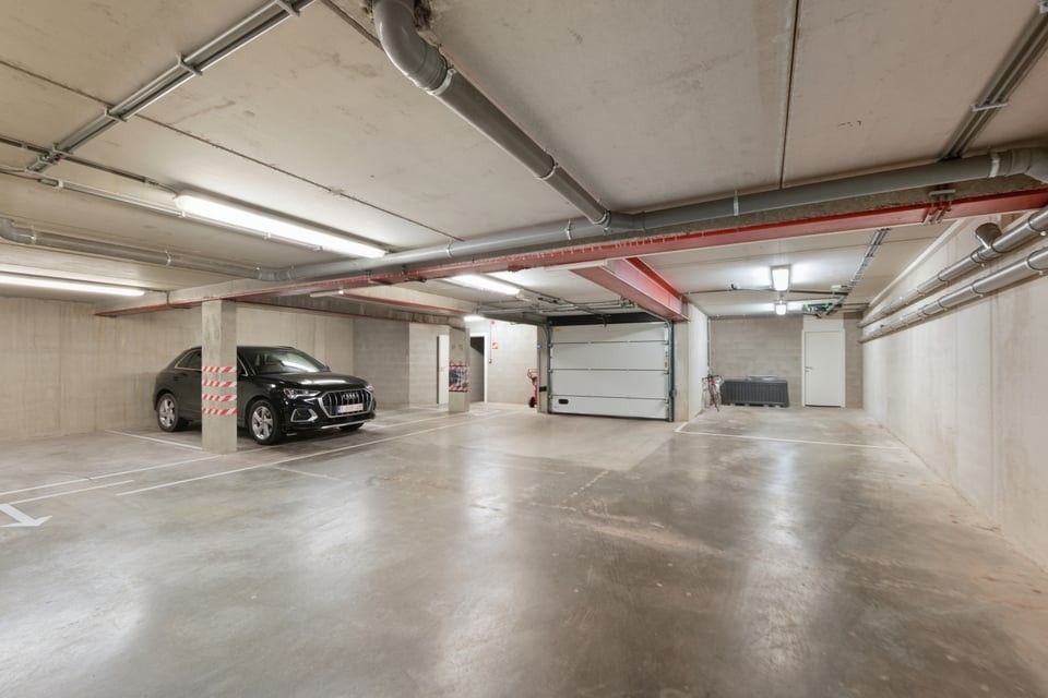 PENTHOUSE MET UNIEK DAKTERRAS, SAUNA EN STAANPLAATS IN HARTJE SINT-TRUIDEN foto 39