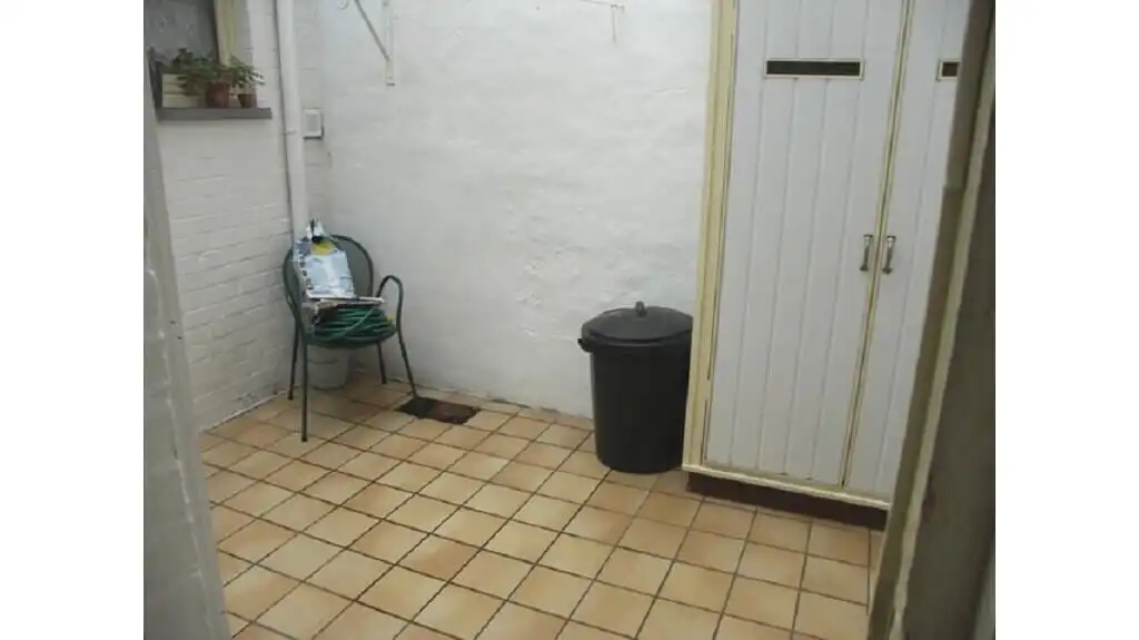 Comfortabele 2-slaapkamerwoning met Terras te koop in Brugge foto 9