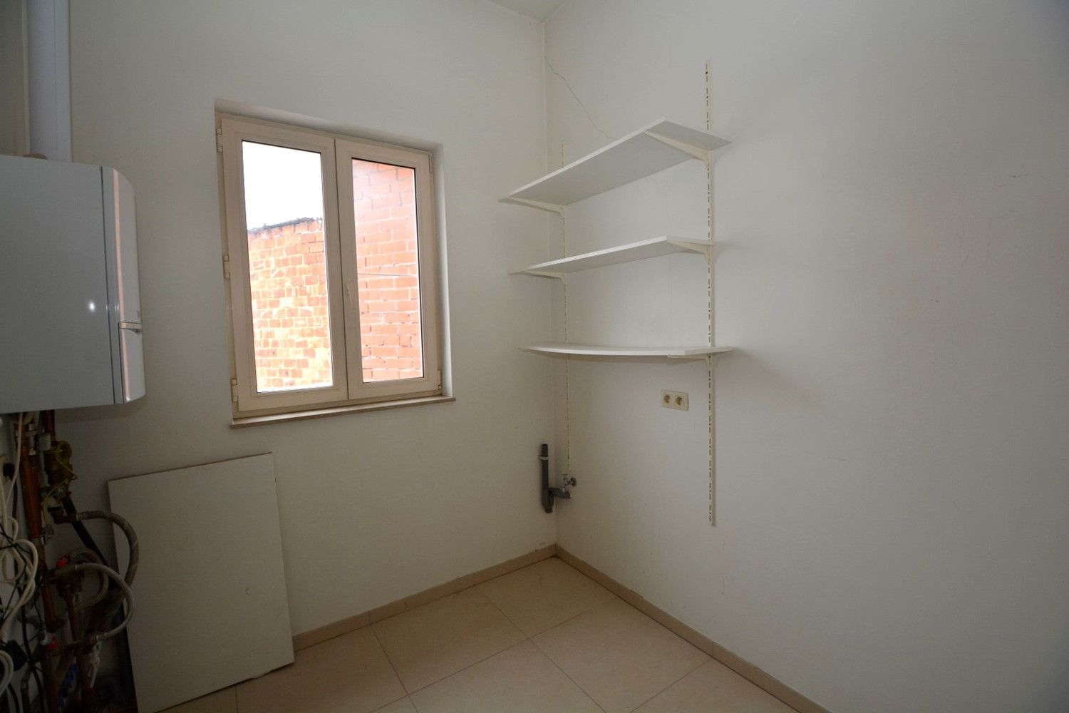 CHARMANT APPARTEMENT MET 1 SLK EN AUTOSTAANPLAATS! foto 10