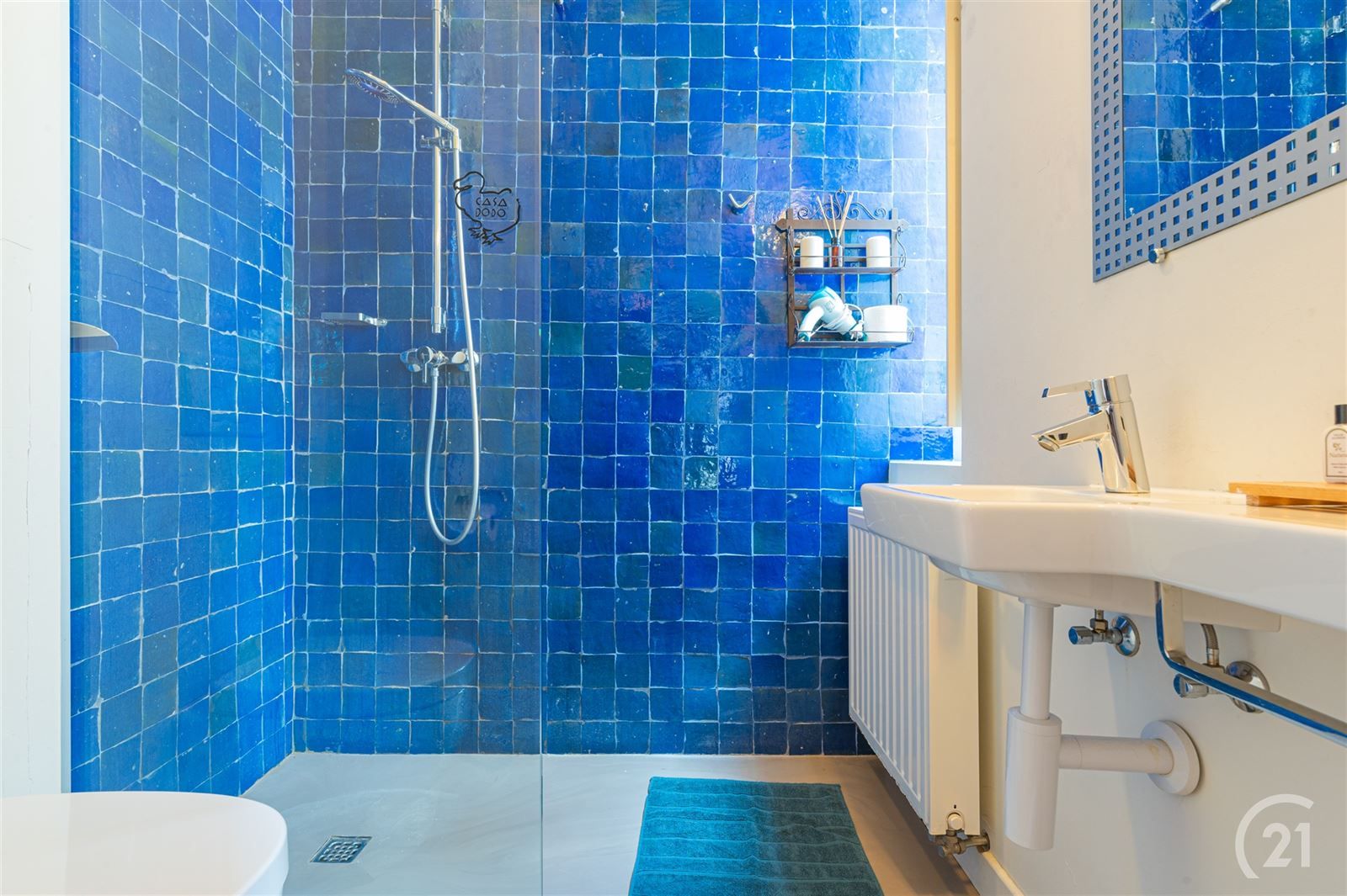 Prachtig commercieel pand (B&B EN  appartement) EN privé woning foto 7