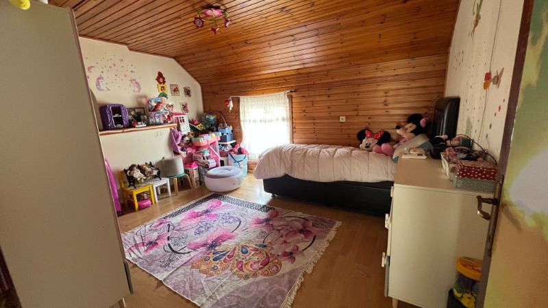 RUIME STADSWONING MET AANGENAME KOER foto 20