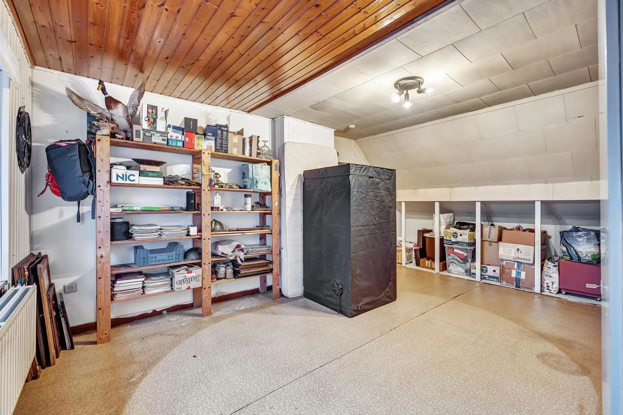 Te renoveren woning met tuin op commerciële ligging foto 15