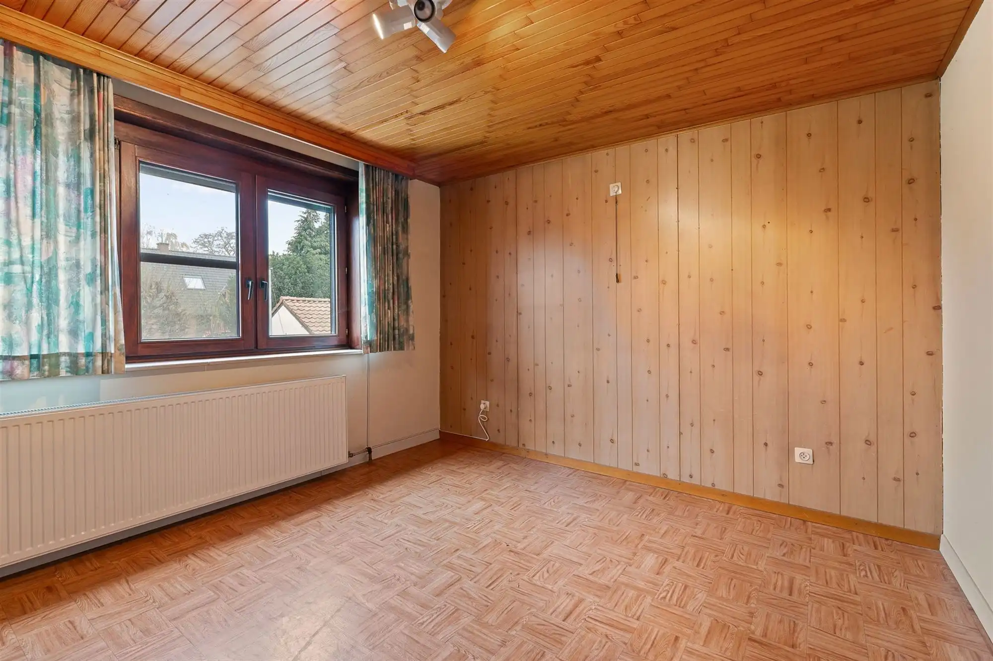 OP TE FRISSEN WONING MET 3 SLAAPKAMERS GELEGEN OP EEN RUIM PERCEEL VAN 11A70CA TE PAAL foto 16