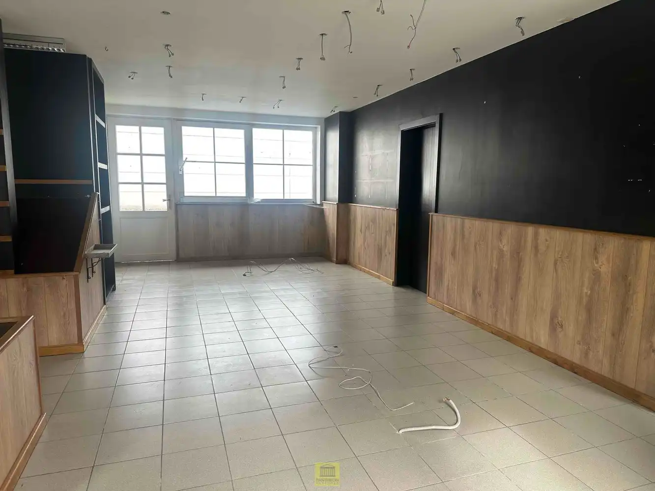 HANDELSPAND MET RUIM BOVENGELEGEN APPARTEMENT foto 5