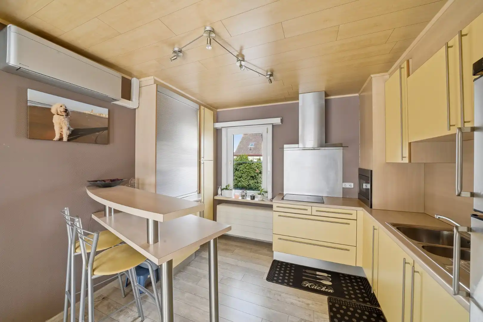 Instapklare bel-étagewoning met dubbele garage te Stene foto 11