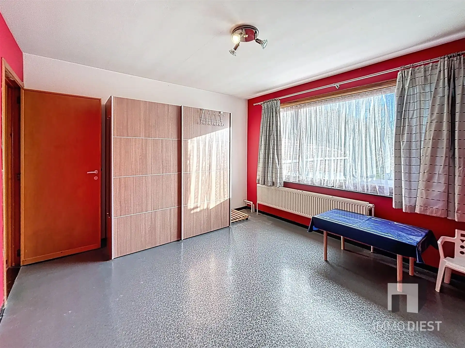 Gezinswoning op mooie locatie op 8,60are foto 24