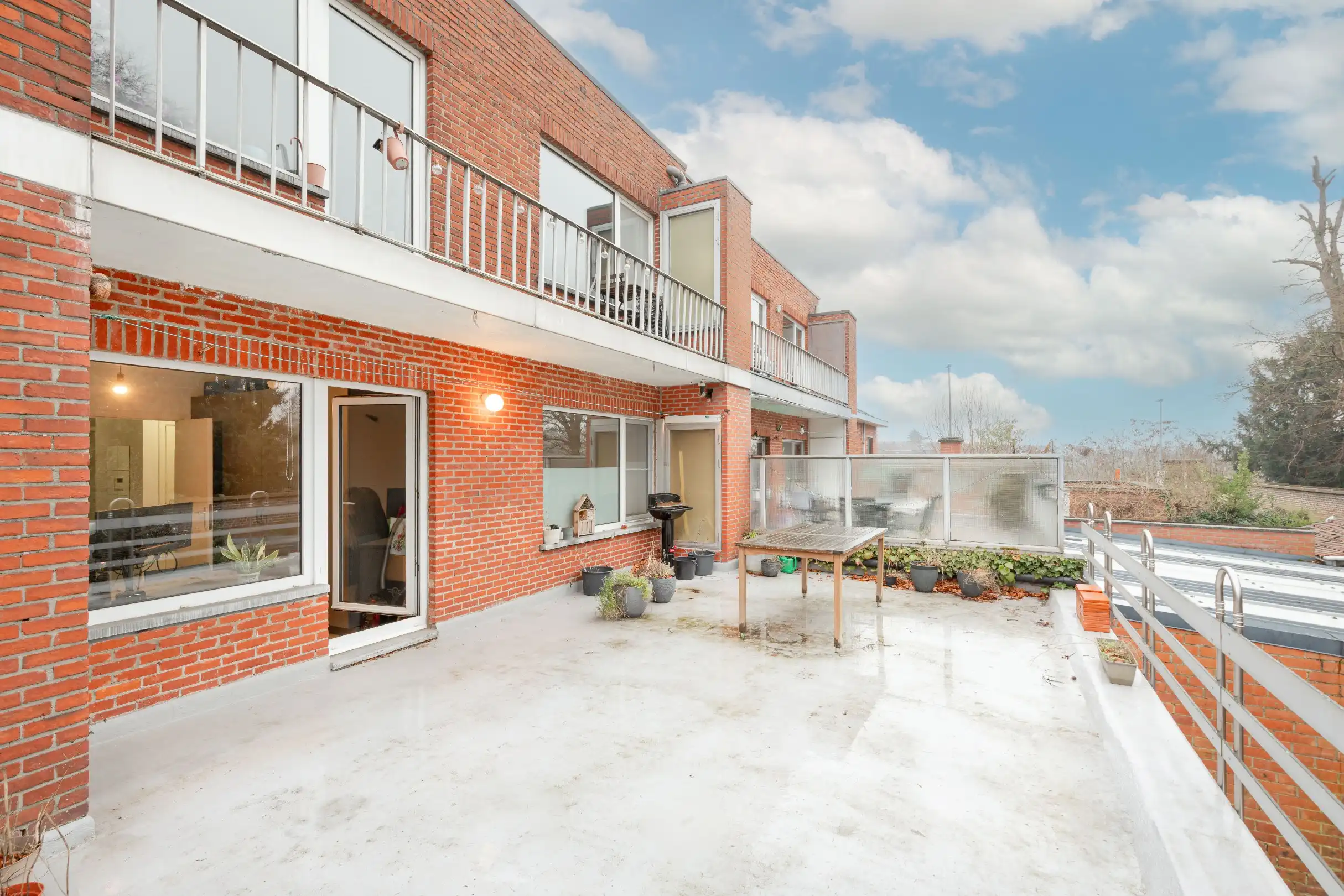 Lichtrijk appartement met ruim terras op toplocatie foto 6