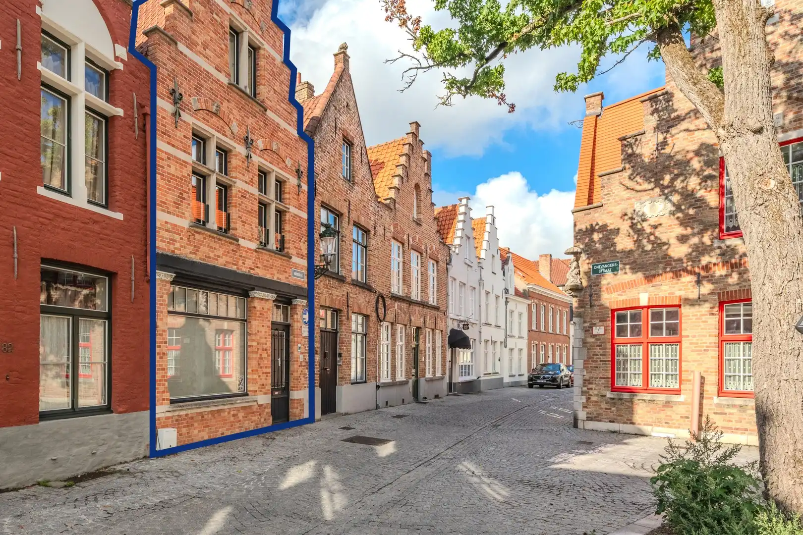 Brugge: Karaktervolle stadswoning aan de Brugse reien foto 2