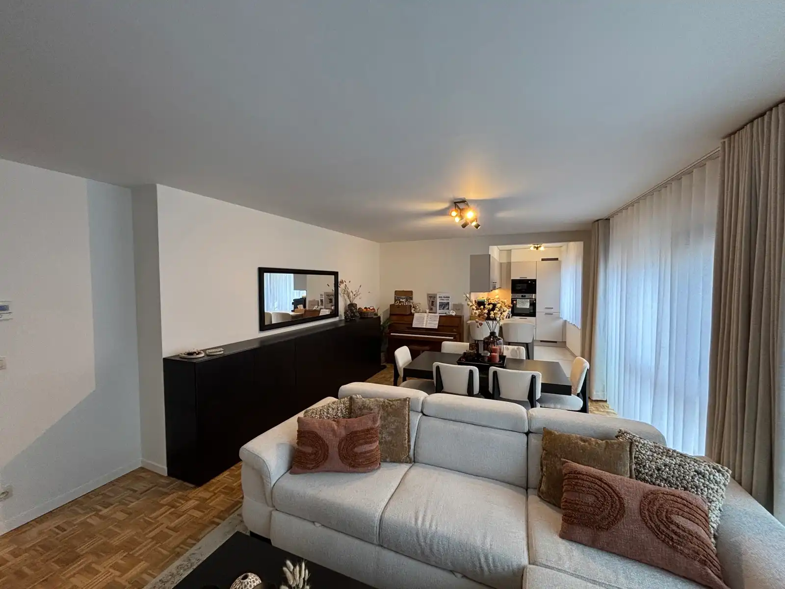 Gerenoveerd appartement met 3 slpk + garage in Mechelen foto 3