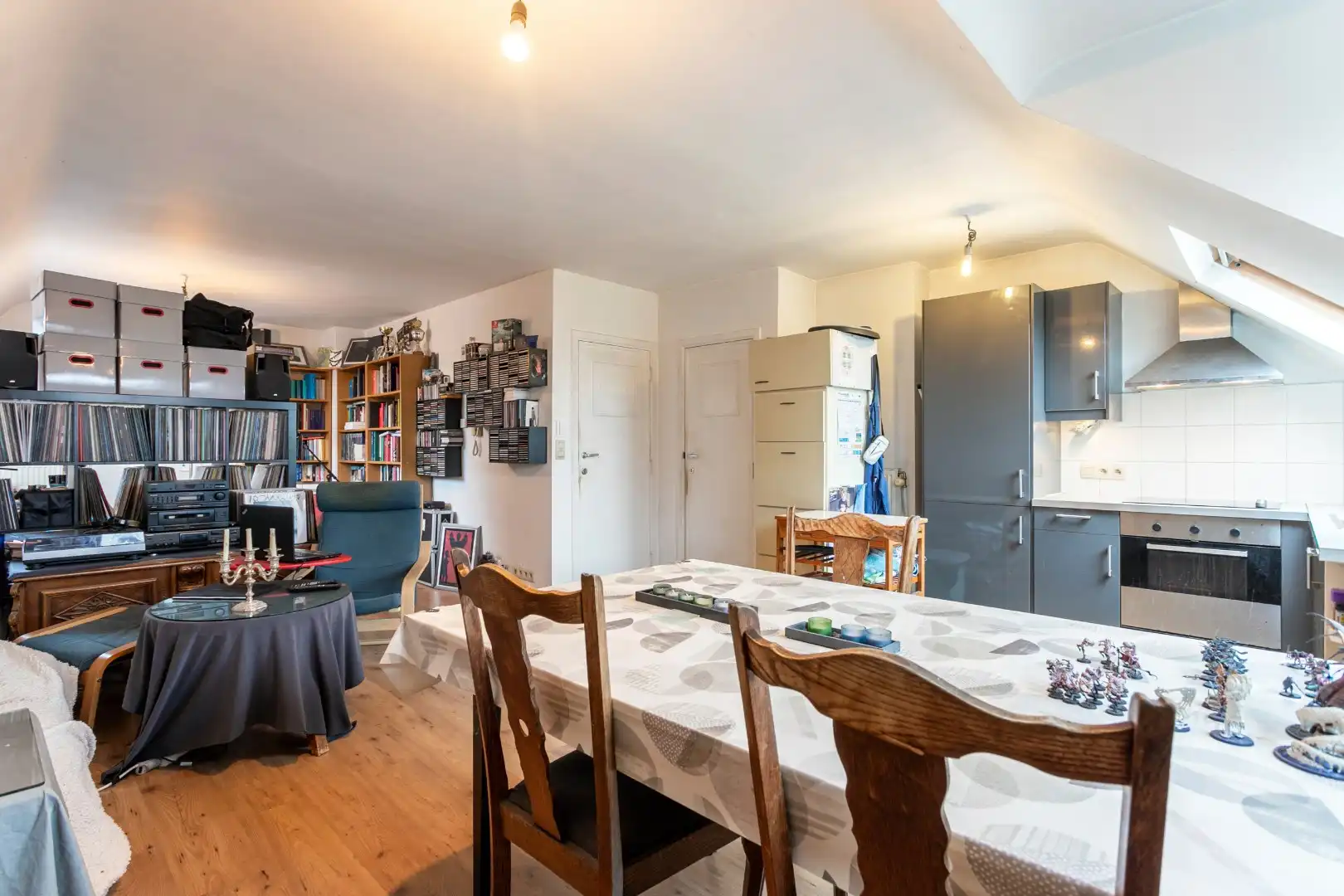 opbrengsteigendom: commercieel glv en 3 appt foto 20