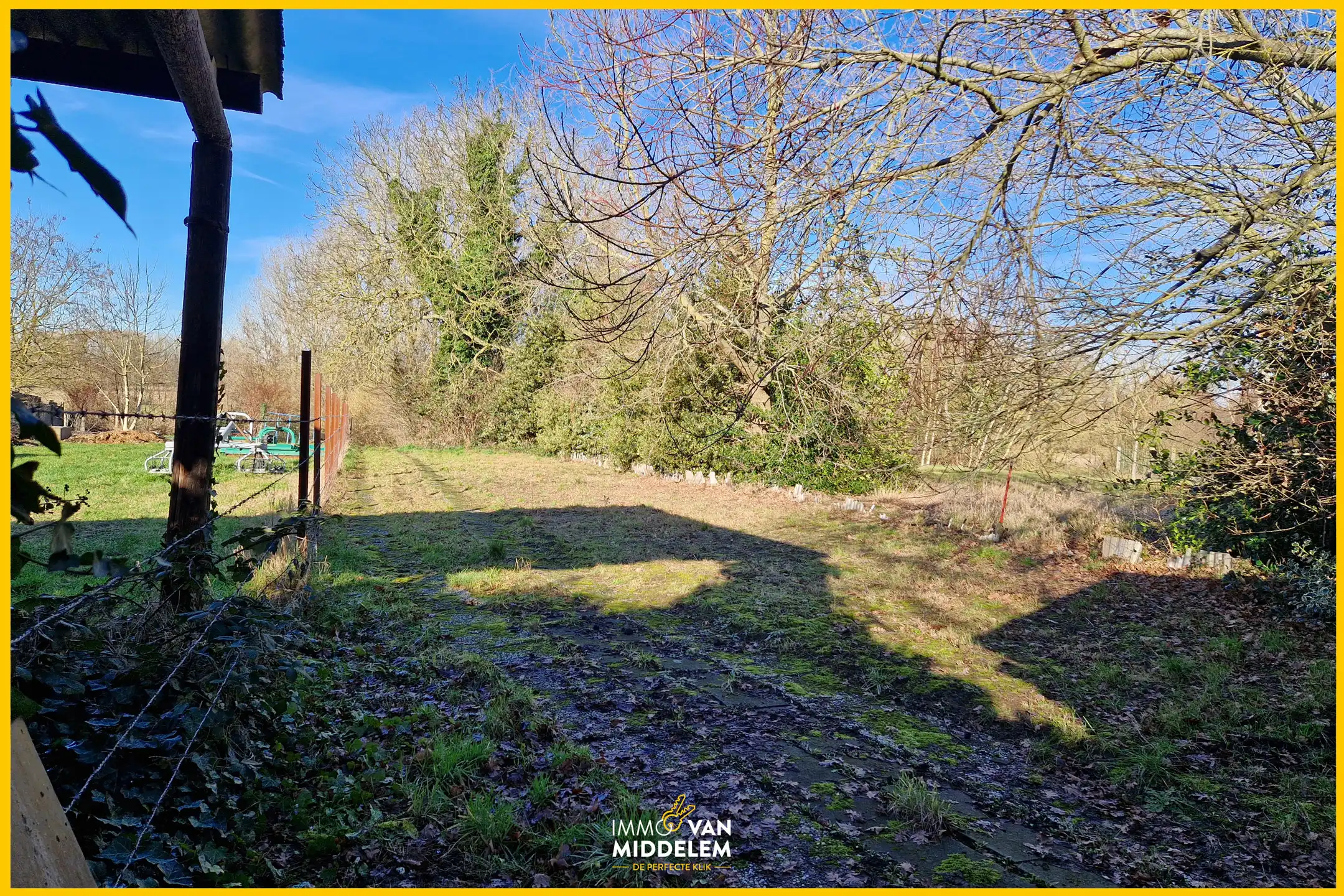TE RENOVEREN RIJWONING MET 3 KAMERS, TUIN EN ANNEX foto 21