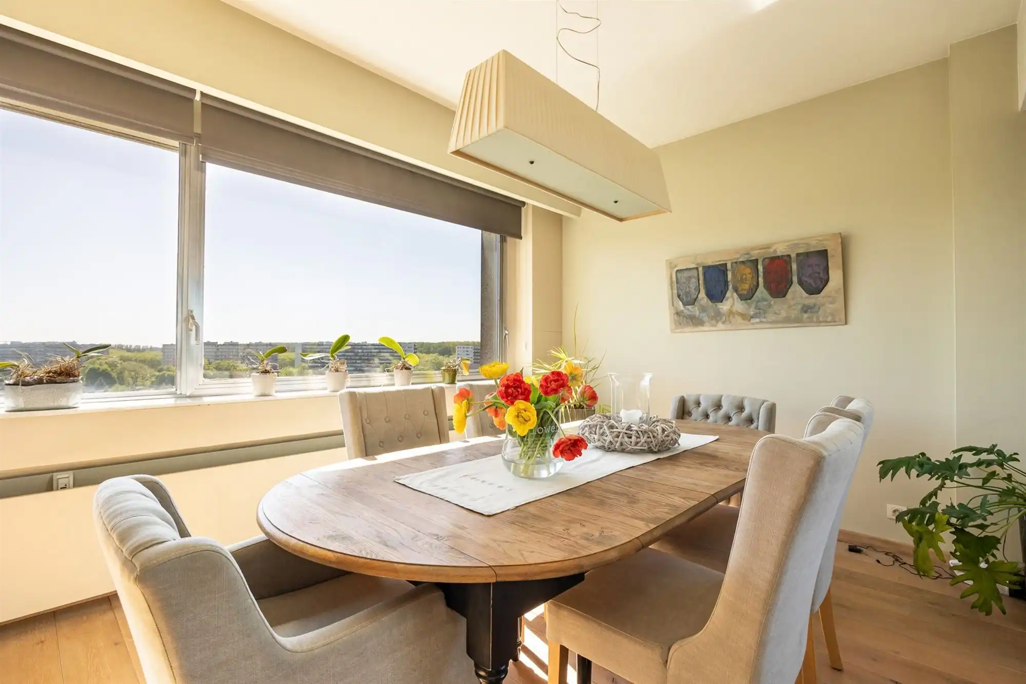 Drieslaapkamerappartement met uniek uitzicht! foto 3