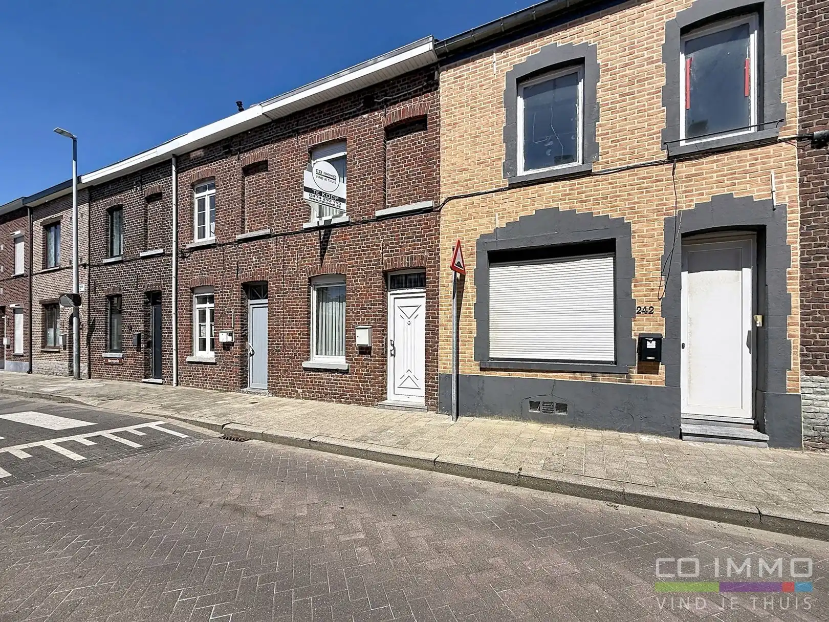 Rijwoning, verder te renoveren, tuin, opp 3a 74ca foto 2