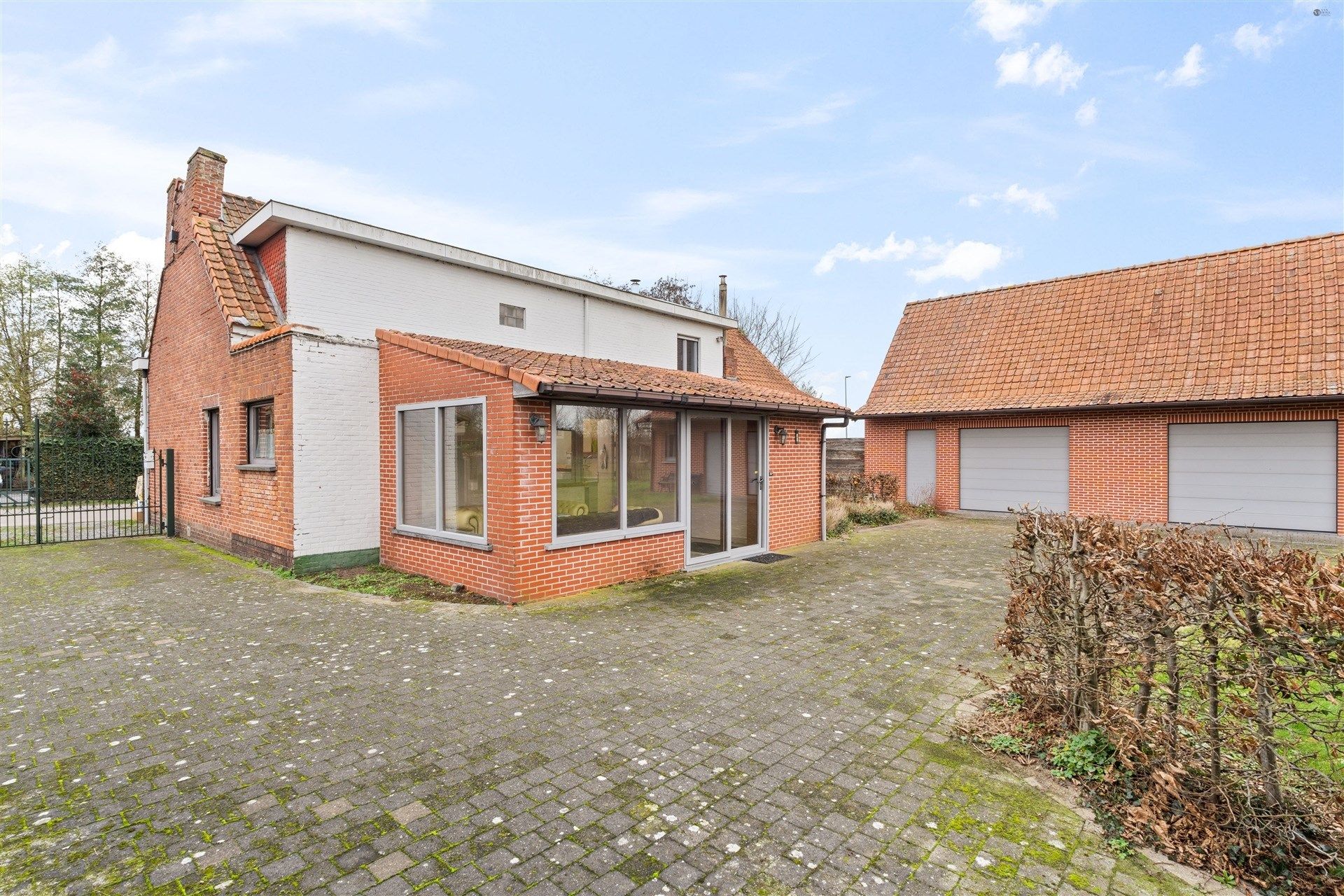 Open bebouwing met vrijstaande schuur  foto 4