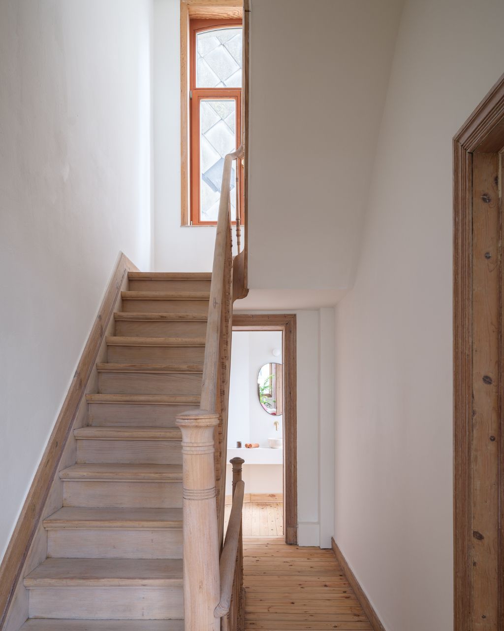 Karaktervolle, gerenoveerde interbellumwoning met 4 slaapkamers en buitenruimte op wandelafstand van station Gent-Sint-Pieters. foto 15