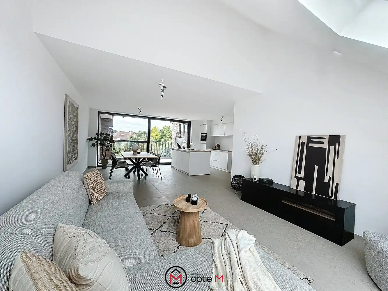 RUIM DUPLEX APPARTEMENT MET MOOI TERRAS foto 11