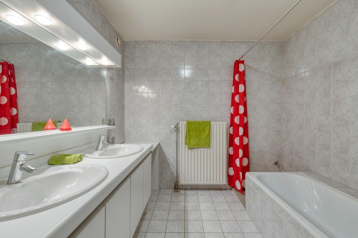 Prachtig dakappartement met 2 a 3 slaapkamers! foto 11