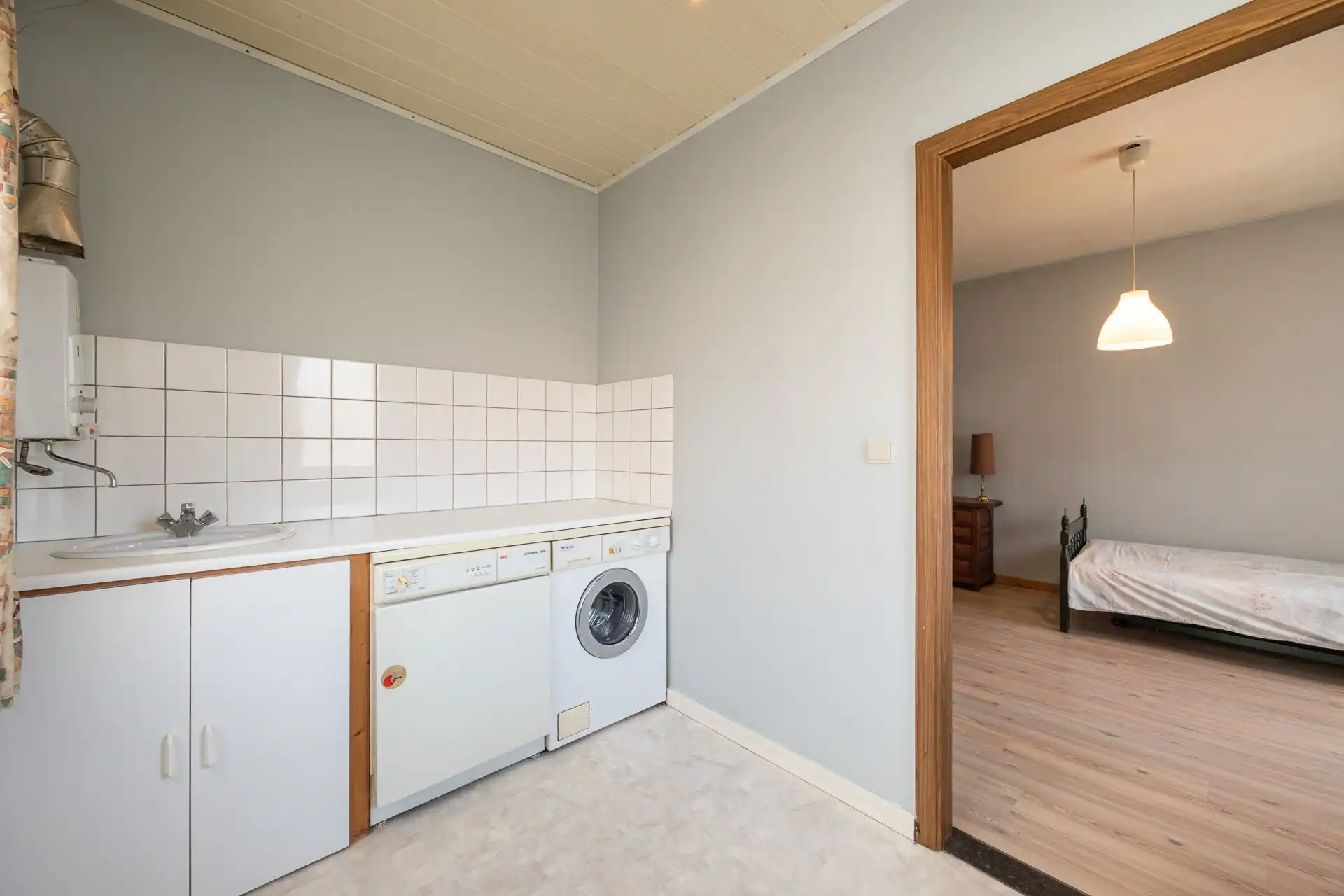 Halfopen bebouwing met potentieel in groene Bosheidelaan! foto 13